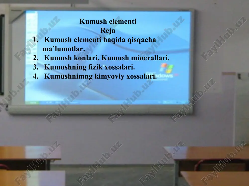 ishlovi oson. undan 0,00003 sm qalinlikdagi vafis varaqlar tayyorlash mumkin. k. issiqlik va elektrni boshqa metallarga qaraganda yaxshi o’tkazadi, yorug’likni yaxshi qaytaradi. kimyoviy jihatdan nofaol element. odatdagi sharoitda suv va nam havo ta’siriga chidamli. lekin galogenlar bilan oson reaksiyaga kirishadi (q. kumush galogenidlar). ko’pgiva metallar bilan qotishmalar hosil qiladi. k. birikmalarida, asosan, 1 valentli, ba’zan 2 va 3 valentli. nitrat va konsentrlangan issiq sulfat kislotada erib, tuzlar hosil qiladi. k.ning aksari tuzlari suvda qiyin eriydi. agno3, agf, agclo4 yaxshi eriydi. k.ning 3 ta oksidi ma’lum. ulardan ag2o va ago barqaror moddalar, ag2o, esa o’ta beqaror bo’lib, sof holda ajratib olinmagan. kumush (i)-oksid, ag2o — to’q qo’ng’ir rangli kukun. zichligi 7,44 g/sm3. yorug’lik nuri ta’sirida kislorodini yo’qotib qorayadi. 200°da to’liq parchalanadi. suvda eruvchanligi 0,714g/l. ammiak eritmasida kuchli oksidlovchi kompleks ag(nh3)2oh, kuchliroq eritmada ag3n va ag2nh dan iborat portlovchi aralashma hosil qiladi. ozon ta’sirida ago ga aylanadi. organik sintezda kolloid eritmasi antiseptik …