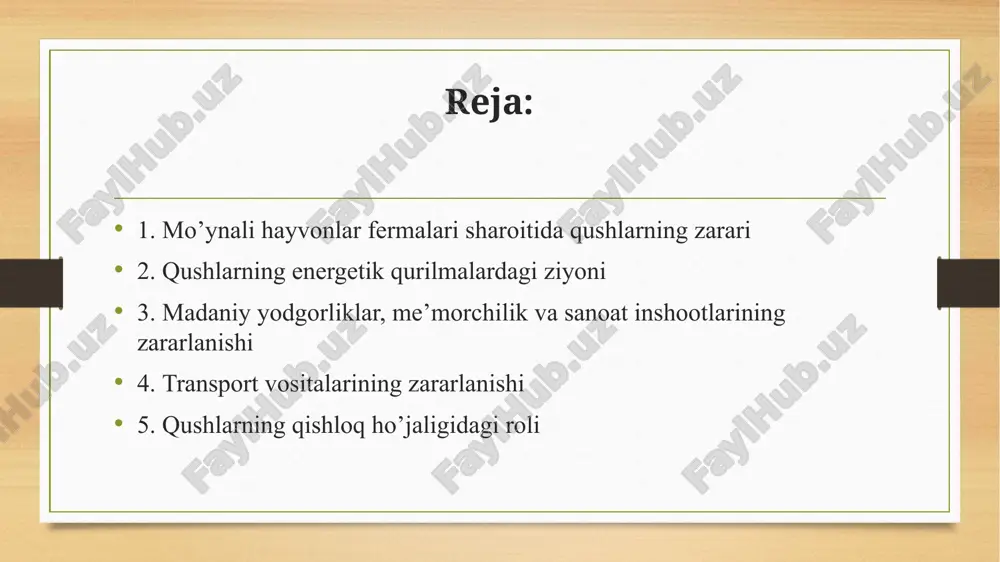 aklaridan foydalanadi. qushlar tomonidan elektr liniyalarida qisqa to’qnashuvlar sodir etilishi avariyali holatlarni keltirib chiqaradi. natijada ishlab chiqarish korxonalari, kommunikasiya xizmatlari, sog’liqni saqlash tarmoqlari, aholi punktlari va boshqalar energiya ta’minotidan mahrum bo’ladi. laylaklar o’zlarining og’ir uyalarini temir yo’l stansiyalariga o’rnatib temir yo’l transporti harakatiga jiddiy xalaqit bermoqda. a.m.bolotnikov va uning xodimlari (1981) ma’lumotlariga ko’ra, go’ng qarg’alarning elektr uzatish liniyalari ustunlarida joylashgan uyalari (bir ustunda 55 tagacha uya borligi sanalgan), energiya tarmog’ida avariyali holatlarni keltirib chiqaradi (har olti ustunda uya qurish mavsumida 15 tagacha avriyalar qayd etilgan). oqibatda joylarda iqtisodiy zararlar hajmi oshib bormoqda. qushlarni uya qo’yish faoliyatlari bilan birgalikda energiya tarmoqlari ustunlaridan dam olish va tunash joylari sifatida foydalanishi ham yuqorida qayd etilgan singari jiddiy zarar keltirmoqda. bunday hollarda avariyalar manbai suyuq axlatlari bo’lmoqda, uning oqimi o’tkazgich bo’lib, qisqa tutashuvlarni keltirib chiqarmoqda, qushlar esa halokatga uchramoqda, bir vaqtning o’zida elektr energiyasi uzatishda uzilish ro’y bermoqda. faqatgina har 30 km liniyada elektr …