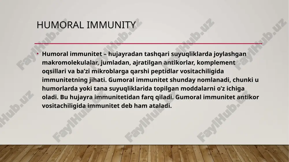 minlaydi. adaptiv immun sistemasi oldin oʻzi duch kelgan molekulalarni osonlik bilan tanib olish orqali keyingi har bir stimulga moslashtirilgan javob qaytaradi. ikka sistemalar ham oʻz funksiyalarini bajarish uchun molekulalar va hujayralardan foydalanadilar. deyarli barcha organizmlar qaysidir bir turdagi immunitetga ega. bakteriyalar virusli infeksiyalardan himoya qiluvchi fermentlar koʻrinishidagi rudimentar immunitetga ega. boshqa sodda immun mexanizmlari qadimgi oʻsimliklar va hayvonlarda rivojlangan va ularning zamonaviy avlodlarigacha saqlanib kelmoqda. ushbu mexanizmlar fagotsitoz, defensin deb ataladigan antimikrob peptidlar va komplement tizimini oʻz ichiga oladi. jagʻli umurtqalilar, shu jumladan odamlar, yanada murakkab mudofaa mexanizmlariga, patogenlarni yanada samaraliroq aniqlashga adaptatsiya qilish qobiliyatiga ega. adaptiv (yoki orttirilgan) immunitet immunologik xotirani hosil qiladi, bu esa xuddi shu patogen bilan keyingi toʻqnashuvlarga kuchliroq javob berish imkonini beradi. shu kabi orttirilgan immunitet jarayoni emlashning asosini tashkil etadi. immun sistemasining disfunksiyasi autoimmun kasalliklar, yalligʻlanish kasalliklari va saratonga olib kelishi mumkin. immunitet tanqisligi immun sistemasi odatdagidan kuchsiz boʻlganida yuzaga keladi, natijada takroriy va …