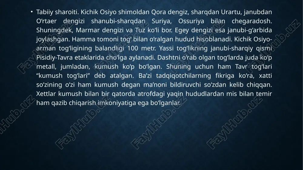 chik osiyo sharqiy qismining tabiiy sharoitlari chorvachilikning rivojlanishiga ko‘p daraja imkon bergan, chorvachilik yerli qabilalar xo‘jalik hayotining asosiy shakli bo‘lgan. strabon kichik osiyoning o‘simliklari bo‘lmagan o‘lkalari juda ko‘p miqdorda dag‘al junli qo‘ylar boqish uchun yaylov bo‘lib xizmat qiladi, bu qo‘ylar mamlakatning asosiy boyligidir, deb ta’kidlab ko‘rsatgan edi. donli ekinlar bilan bir qatorda polizchilik va mevachilik ham bir muncha ahamiyatga ega bo‘lgan. hujjatlar, mevali daraxtlarning bo‘lganligidangina emas, balki bu daraxtlar egalarining manfaatlarini qonun yo‘li bilan himoya qilinganligidan ham guvohlik beradi. polizga yoki tokzorga o‘t qo‘yishda aybdor bo‘lgan kishi qonunga muvofiq javob bergan. aholisi. aholisi hind-yevropa tillar oilasiga mansub. shu jihatdan olganda tadqiqotchi olimlar ularni yevropadan ko‘chib kelgan deb hisoblashgan. ayrim tadqiqotchi olimlar esa oriylardan tarqagan deb hisoblashgan. xullas bu xalq “toza irqli jamoa” dan emas balki bir necha : protoxett, palay, luviya, nesiy tillarida gaplashgan bir-biri bilan aralashib kelgan qabilalar ittifoqidan tashkil topgan. kichik osiyo yassi tog‘ligida yashagan qabilalarni protoxettlar deb …
