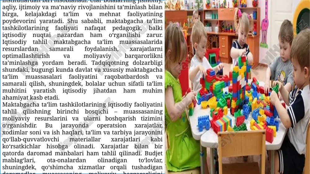 ida bolalar oddiy iqtisodiy tushunchalarni o‘rganibgina qolmay, amaliy loyihalar orqali tadbirkorlik ko‘nikmalarini egallaydilar. masalan, bolalar qo‘l mehnati mahsulotlarini tayyorlash va sotish, kichik xizmat loyihalarini amalga oshirish orqali moliyaviy ong va mas’uliyatni rivojlantiradi. bu jarayonlarda muhim ahamiyatga ega bo‘lgan jihat – bolalarga iqtisodiy jarayonlarni o‘yin orqali o‘rgatishdir. iqtisodiy o‘yinlar orqali bolalar mablag‘ni tejash, xarajat va daromadlarni hisoblash, mehnat qiymatini tushunish kabi ko‘nikmalarni rivojlantiradilar. shu tariqa, kichik guruhlarda tadbirkorlik faoliyati nafaqat bolalarning iqtisodiy fikrlashini, balki ijtimoiy ko‘nikmalarini ham shakllantiradi. iqtisodiy tahlil va tadbirkorlik tajribalarini birlashtirish orqali maktabgacha ta’lim tashkilotlari o‘z faoliyatini yanada samarali qiladi. bu jarayonda statistik va moliyaviy ko‘rsatkichlarni yig‘ish, ularni tahlil qilish va natijalarga asoslanib tavsiyalar ishlab chiqish muhim ahamiyatga ega. kichik guruhlarda iqtisodiy tadbirkorlikni rivojlantirish jarayoni bolalarning kundalik hayotiy faoliyatlariga integratsiyalashgan bo‘lishi lozim. bu jarayonni muvaffaqiyatli tashkil etish uchun avvalo bolalar bilan iqtisodiy tushunchalar haqida oddiy va qiziqarli tarzda suhbatlar olib borish kerak. masalan, “pul nima?”, “xarajat va daromad …