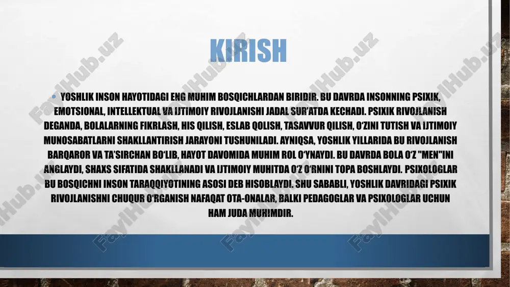 y xarakter kasb etadi. bolalar o‘z hayoti, jamiyat va dunyo haqida chuqur o‘ylay boshlaydi. masalan, ular murakkab ijtimoiy muammolar ustida fikr yurita oladi, alternativ yechimlarni solishtirishga intiladi. emotsional rivojlanish: bu davrda emotsiyalar kengroq va murakkabroq tus oladi. bolalar o‘z his-tuyg‘ularini tushunishga, boshqarishga o‘rganadilar. ruhiy tushkunlik, o‘zini yolg‘iz his qilish kabi holatlar ham paydo bo‘lishi mumkin, shuning uchun hissiy qo‘llab-quvvatlash zarur. ijtimoiy rivojlanish: bolalar ijtimoiy rollarni o‘zlashtirishga harakat qiladi. do‘stlar va jamoa ularning hayotida katta ahamiyat kasb eta boshlaydi. bu jarayonda kommunikatsiya ko‘nikmalari shakllanadi, empatiya va ijtimoiy mas’uliyat rivojlanadi. shaxsiy rivojlanish va o‘zlikni anglash yoshlik davrida shaxsiy o‘sish va “o‘zlikni anglash” eng muhim omillardan biridir. bola o‘z qiziqishlari, qadr-qimmatini anglay boshlaydi. u kim bo‘lishni istashini aniqlashga urinadi, jamiyatdagi o‘rnini topishga intiladi. bu jarayonda o‘zini baholash, o‘ziga ishonch, maqsad va qadriyatlar shakllanadi. eriksonning psixologik rivojlanish nazariyasiga ko‘ra, bu davrning markaziy vazifasi — shaxsiy identifikatsiyani shakllantirish bo‘lib, agar bu muvaffaqiyatli amalga oshmasa, shaxsiy …