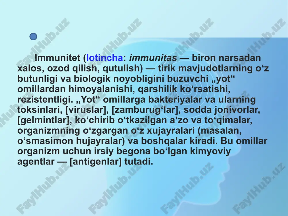 iy immunitet ham ikki xil boʻladi: sunʼiy faol immunitet vaksinalar bilan emlaganda hosil boʻladi. 2.sunʼiy sust immunitet — zardob, qon, immunoglobulin va plazmalar yuborilgandan soʻng yuzaga keladi. orttirilgan immunitet mikrobga qarshi (antibakterial immunitet) va uning toksinlariga qarshi (antitoksik immunitet) vujudga keladi. antibakterial immunitet oʻz navbatida steril va nosteril turlarga bulinadi. steril immunitetda kasallikdan soʻng patogen mikrob organizmda saqlanib qolmaydi (koʻpgina yuqumli kasalliklarga xos). nosteril immunitetda kasallik qoʻzgʻatuvchisi organizmda saqlanib qolishi mumkin (masalan, sil, ich terlama, shol, gepatit kabi kasalliklarda), lekin odamda kasallik belgilari kuzatilmaydi, ammo immunitet maʼlum bir sabablarga koʻra susaysa, kasallik qaytalanishi (retsidiv) mumkin. adaptiv immunitet bir organizm limfoid hujayralarini ikkinchi organizmga koʻchirib oʻtkazilganda, ularning faolligi hisobiga yuzaga keladi. masalan, oq qon kasalligida oʻzgargan qon hujayralari oʻldirilib, donor sogʻlom odamdan koʻmik koʻchirib oʻtkaziladi. toʻqima va aʼzolarni donordan retsipiyentga koʻchirib oʻtkazishda rivojlanadigan qimoya transplantatsion immunitet deb ataladi. bu himoya koʻchirib oʻtkazilgan toʻqima va aʼzolarning bitib ketmasligiga va ularning nekrozga uchrashiga …