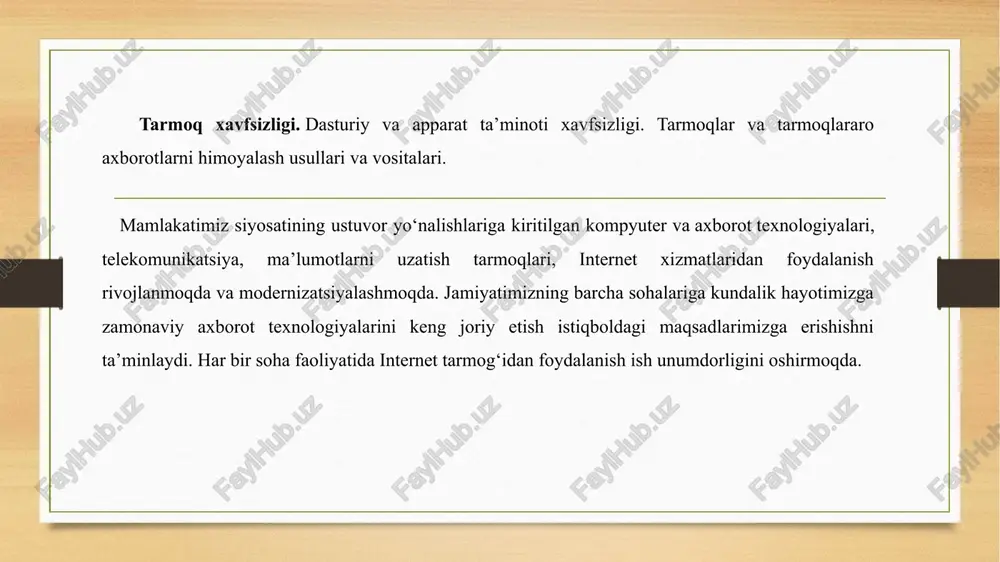 bor, biroq ular bir necha toifalarga bo‘linadi: axborotni uzatish jarayonida hujum qilish orqali, eshitish va o‘zgartirish (eavesdropping); xizmat ko‘rsatishdan voz kechish; (denial-of-service) portlarni tekshirish (port scanning). axborotni uzatish jarayonida, eshitish va o‘zgartirish hujumi bilan telefon aloqa liniyalari, internet orqali tezkor xabar almashish, videokonferensiya va faks jo‘natmalari orqali amalga oshiriladigan axborot almashinuvida foydalanuvchilarga sezdirmagan holatda axborotlarni tinglash, o‘zgartirish hamda to‘sib qo‘yish mumkin. bir qancha tarmoqni tahlillovchi protokollar orqali bu hujumni amalga oshirish mumkin. hujumni amalga oshiruvchi dasturiy ta’minotlar orqali codec (video yoki ovozli analog signalni raqamli signalga aylantirib berish va aksincha) standartidagi raqamli tovushni osonlik bilan yuqori sifatli, ammo katta hajmni egallaydigan ovozli fayllar (wav)ga aylantirib beradi. odatda bu hujumning amalga oshirilish jarayoni foydalanuvchiga umuman sezilmaydi. tizim ortiqcha zo‘riqishlarsiz va shovqinsiz belgilangan amallarni bajaraveradi. axborotning o‘g‘irlanishi haqida mutlaqo shubha tug‘ilmaydi. faqatgina oldindan ushbu tahdid haqida ma’lumotga ega bo‘lgan va yuborilayotgan axborotning o‘z qiymatini saqlab qolishini xohlovchilar maxsus tarmoq xafvsizlik choralarini qo‘llash …