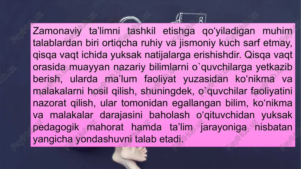 berishga xizmat qiladi. har bir 5 yoki 6 nafar o‘quvchilarni o‘z ichiga olgan guruhlarga 15 daqiqa ichida ijobiy hal etilishi lozim bo‘lgan turli xil topshiriq yoki ijodiy vazifalar belgilangan vaqt ichida ijobiy hal etilgach, bu haqida guruh a’zolaridan biri axborot beradi. 1 4 2 3 , “6x6x6,metod asosida tashkil etilayotgan mashg‘ulotda har birida 6 nafardan ishtirokchi bo‘lgan 6 ta guruh o‘qituvchi tomonidan o‘rtaga tashlangan muammoni muhokama qiladi. belgilangan vaqt nihoyasiga yetgach o‘qituvchi 6 ta guruhni qayta tuzadi. qaytadan shakllangan guruhlarning har birida avvalgi 6 ta guruhdan bittadan vakil bo‘ladi. yangidan shakllangan guruh a’zolari o‘z jamoadoshlariga guruhi tomonidan muammo yechimi sifatida taqdim etilgan xulosani bayon etib beradilar va mazkur yechimlarni birgalikda muhokama qiladilar. ,,6x6x6” metodining afzallik jihatlari quyidagilardir: guruhlarning har bir a’zosining faol bo‘lishiga undaydi; guruhning boshqa a’zolarining fikrlarini tinglay olish ko‘nikmalarini hosil qiladi; ilgari surilayotgan bir necha fikrni umumlashtira olish, shuningdek, o‘z fikrini himoya qilishga o‘rgatadi. mashg‘ulot ishtirokchilarining har bir …