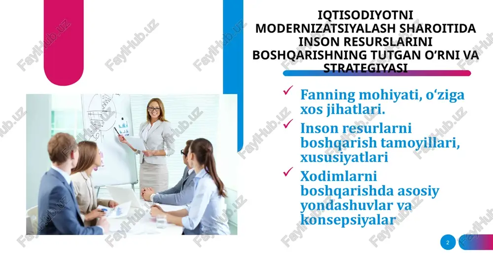faoliyat sifatida qaraladi. “tashkilotning eng muhim resursi – bu uning odamlari. texnologiya va kapital muvaffaqiyat keltirmaydi, faqat inson resurslari ulardan unumli foydalanishi mumkin.” piter druker (menejment nazariyasining otasi) “inson resurslarini boshqarish – bu tashkilotda odamlarni yollash, rivojlantirish, motivatsiya qilish va ularni ushlab qolish jarayonlaridan iborat.” gari dessler (hr bo‘yicha mashhur professor): armstrong maykl (hr menejment bo‘yicha klassik olim): “inson resurslarini boshqarish – bu xodimlarni tashkilotning muvaffaqiyatiga erishishda asosiy boylik sifatida ko‘rish falsafasi.” inson resurslarini boshqarishning asosiy xususiyatlari: 5 inson resurslarini boshqarish fani o‘z ildizlarini qadimiy davrlardan oladi. dastlab odamlar mehnat faoliyatini tashkil etishda oddiy boshqaruv usullaridan foydalangan bo‘lsalar-da, ilmiy asoslangan yondashuv xix asr oxiri va xx asr boshlarida shakllana boshladi. bugungi kunda inson resurslarini boshqarish fani faqatgina kadrlarni yollash bilan chegaralanmaydi. u xodimlarning kasbiy o‘sishini ta’minlash, mehnat motivatsiyasini kuchaytirish, ijtimoiy himoya va ish joyida psixologik iqlim yaratish, shuningdek, korporativ madaniyatni shakllantirish bilan chambarchas bog‘liqdir. 1980-yillardan boshlab inson resurslari “kadrlar bo‘limi”dan …