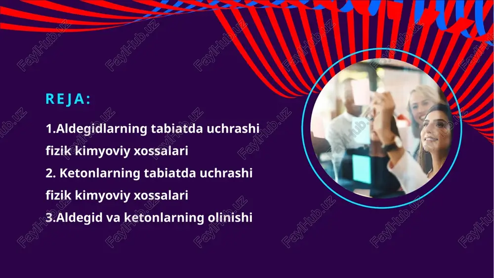 uzunroqlari qattiq jismlar. uglerod atomlari shoxlanmagan aldegidda qancha ko'p bo'lsa, uning qaynash nuqtasi shuncha yuqori bo'ladi. aldegidlarning molekulyar og'irligi oshishi bilan ularning yopishqoqligi, zichligi va sinishi indeksining qiymatlari oshadi. formaldegid va asetaldegid cheksiz miqdorda suv bilan aralashishi mumkin, ammo uglevodorodlar zanjiri o'sishi bilan aldegidlarning bu qobiliyati pasayadi. pastki aldegidlar o'tkir hidga ega. organik kimyoda keton r-c(=o)-r' tuzilishga ega boʻlgan funktsional guruh boʻlib, bu yerda r va r' turli xil uglerod oʻz ichiga olgan o’rinbosari boʻlishi mumkin. ketonlar tarkibida karbonil guruhi -c(=o)- (uning tarkibida uglerod-kislorod qo’sh aloqasi c=o) mavjud. eng oddiy keton bu — aseton (bu erda r va r’ metil), formulasi ch3c(o)ch3. ketonlar biologiya va sanoatda katta ahamiyatga ega. masalan shakar (ketozlar), sterioidlar (testosteron) va erituvchi aseton kaʼbi moddalarni misol qilish mumkin ketonlarning vakillari, chapda: aseton, umumiy erituvchilar; oksaloasetat, shakar metabolizmi, oʻrtada; asetilaseton oʻzining (mono) enol shaklida (koʻk rang bilan ajratilgan enol); sikloheksanon, neylondan oldingi; muskon, hayvon hidi va tetratsiklin, …