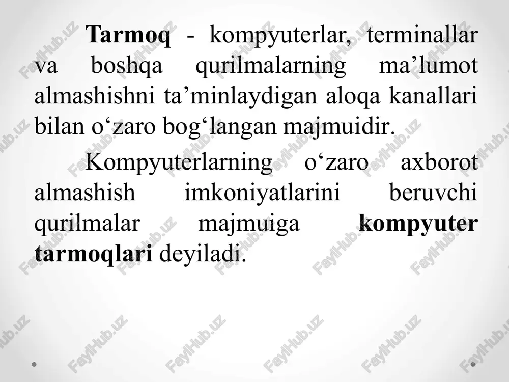 si, dastur ta'minoti va bayonnomalari (protokollari) asosida tashkil etilgan, ma'lumotlar ombori va elektron jadvallar bilan jamoa bo‘lib ishlash imkonini beruvchi korxona yoki tashkilot miqyosidagi yangi axborot muhitini tashkil etuvchi kompyuter tarmog‘idir. global tarmoqni tashkil etilishi tarmoq turlari pan (personal area network) – ko'pi bilan 8ta qatnashchilar mavjud bo'lishi mumkin va radius qamrovi 30 metrgacha. lan (local area network) – 10 tadan 100 gacha foydalanuvchilar mavjud bo'lishi mumkin va radius qamrovi 100 metrgacha. can (campus area network) – o'ziga bir necha lan tarmoqlarini birlashtiradi. katta va ko'p segmentli lan hosil qilinadi. man (metropolitan area network) – shahar qamrovidagi tarmoq. 1000 metr masofani o'zida qamrab oladi va o'zida 1000 ta foydalanuvchilarni o'ziga birlashtiradi. wan (wide area network) – global kompyuter tarmog'i hisoblanadi. million abonentlarni o'zida birlashtiradi (internet) odatda lokal tarmoq quvvatliroq bo‘lgan bitta kompyuter va unumdorligi kamroq bo‘lgan bir necha kompyuterlardan tashkil topib, ularga o‘rnatilgan tarmoq platalari, bu platalarga ulangan kabellar va …