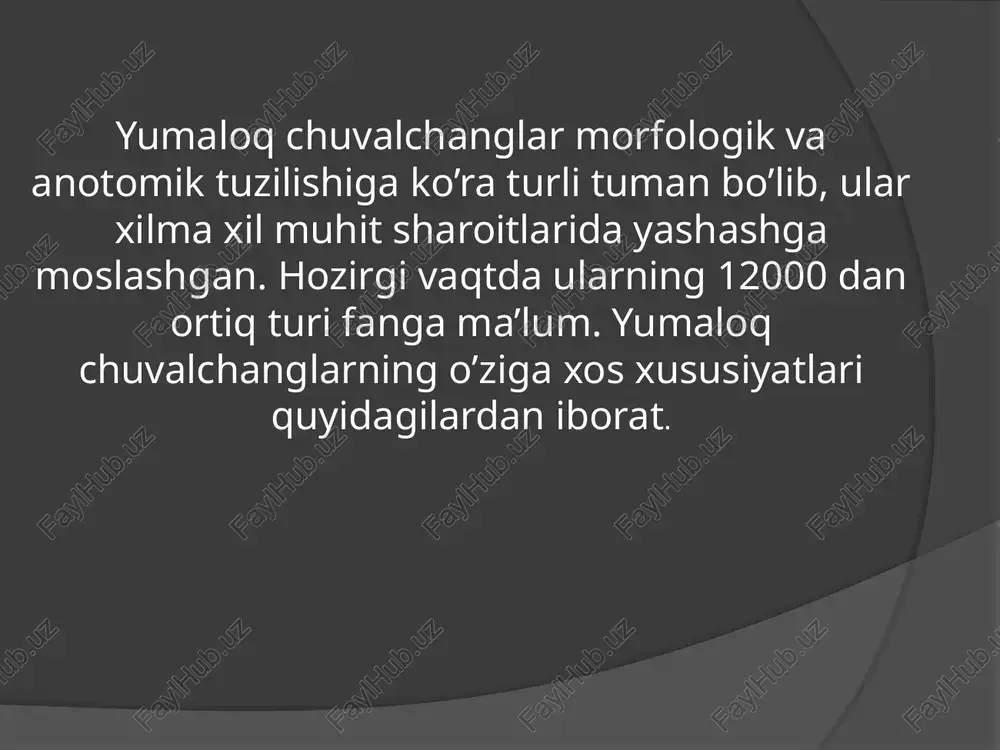 r va antigelmintlar ishlatiladi. askarida tuxumini yuqtirmaslik uchun sanitariya va gigiyena qoidalariga qatʼiy rioya qilish lozim. askaridalar parrandalar (tovuq, kurka, kaptar va boshqalar)da ham uchraydi. bunda kasallangan tovuklarning tuxum qilishi kamayadi, oʻsishi sekinlashadi. davosi: don bilan piperazin tuzi qoʻshib beriladi, nilverm, panakur va boshqa preparatlarqoʻllaniladi. filyariya filyariya onxotserkoz — bu qurt insonda ko‘rlikni keltirib chiqaradi. o‘ta iflos joylarda yuqtirib olish mumkin. parazit insonning ko‘z shox pardasini ishdan chiqaradi. inson immuniteti parazitni aniqlash xususiyatiga ega emas, shuning uchun ko‘r bo‘lib qolishi aniq. vuxereriya yoki bankroft ipchasi (wuchereria bancrofti) asosan tropik va subtropik iqlimli mamlakatlarda keng tarqalgan. odamlarda vuxererioz (elifantiazis), ya‟ni fil kasalligini paydo qiladi. bu ipsimon nematoda urg„ochisining uzunligi 10 sm, erkaginiki esa 4 sm keladi. voyaga yetgan chuvalchanglar limfa bezlarida, ichki a‟zolarning qon tomirlarida parazitlik qiladi. limfa yo„li berkilib qolishi tufayli limfa suyuqligi to„xtab qoladi, zararlangan joy esa juda yo„g„onlashib ketadi. bu nematodaning rivojlanishi ikkita xo„jayinda boradi. asosiy xo„jayini odam, …