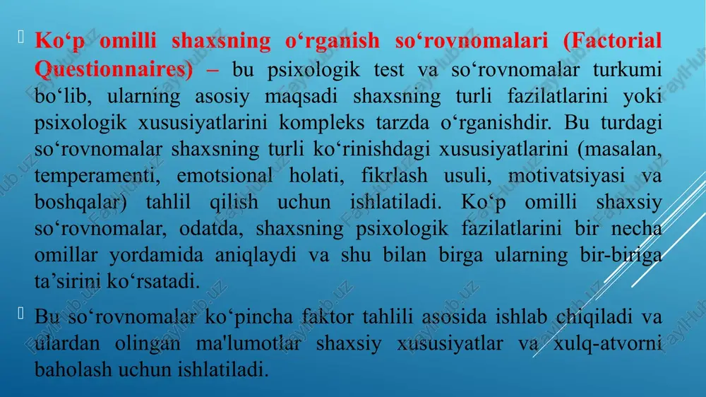: so‘rovnomalar shaxsning faqat bitta xususiyatini o‘rganish bilan cheklanmaydi, balki bir nechta shaxsiy fazilatlarni yoki omillarni bir vaqtning o‘zida o‘rganish imkonini beradi. bu yondoshuv, shaxsning turli omillarni, masalan, temperament, motivatsiya, ijtimoiy adaptatsiya va emotsional holatlarini birlashtirib tahlil qilish imkoniyatini beradi. faktor tahlili asosida ishlash: ko‘p omilli o‘rganish so‘rovnomalarining asosiy metodologik tamoyili faktor tahlilidir. faktor tahlili – bu statistik usul bo‘lib, turli testlar va so‘rovnomalar yordamida yig‘ilgan ma'lumotlarni tahlil qilishda ishlatiladi. ushbu tahlil yordamida, shaxsning turli psixologik xususiyatlari va ularning o‘zaro aloqalarini aniqlash mumkin. faktor tahlilining asosiy vazifasi — omillarni ajratishdir. har bir omil alohida shaxsiy fazilatni yoki psixologik holatni ifodalaydi. misol: agar so‘rovnomada quyidagi savollar bo‘lsa: "siz tez-tez xafsalangiz pir bo‘lganini his qilasizmi?" "sizning o‘ziga bo‘lgan ishonchingiz qanday?" "boshqalar bilan ishlashda qanday munosabatdasiz?" 4. ko‘p omilli so‘rovnomalarning turlari: ko‘p omilli shaxsni o‘rganish so‘rovnomalari turli yo‘nalishlarda ishlab chiqilishi mumkin. ulardan ba'zilari: temperament va xulq-atvorni o‘rganish so‘rovnomalari: bu turdagi so‘rovnomalar shaxsning temperamentini …