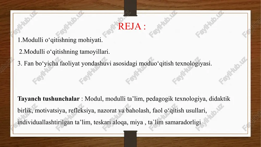 rda boiishadi. bir hujayra va uning o‘simtasini boshqa hujayra va uning o‘simtasi bilan to‘qnashuvlari soni 6 mingtagacha yetib boradi. demak, bosh miya to‘qimasidagi to‘qnashuvlar (kontaktlar) soni astronomik sonni (15000000000x6000) tashkil etadi. shu nuqtayi nazardan, modul o‘quv jarayonining bir hujayrasi sifatida qaraladi. bu hujayra bir vaqtning o‘zida axborotlikning umumiylikka o‘ziga xos yaxlitlik va tizimlilikka ega bo‘lgan elementlaridan tashkil topgan bo‘ladi. 0‘qitishning modul tizimi haqida rasmiy ravishda birinchi marta 1972-yili yuneskoning tokiodagi butunjahon konferentsiyasida so ‘z yuritilgan edi. modulli o ‘qitishtexnologiyasi funksional tizimlar, fikrlashning neyrofiziologiyasi, pedagogika va psixologiyalaming umumiy nazariyasidan kelib chiqadi. bu sohalardagi izlanishlarga ko‘ra, to‘qimasi modulli tashkil topgan inson miyasi, axborotni kvant ko‘rinishda (boshqacha aytganda, ma’lum hissalar ko‘rinishida) eng yaxshi jihatdan qabul qiladi. 2. 1. faoliyatlik yondoshuvi tamoyili: bu tamoyil, modullar mutaxassisning faoliyat mazmuniga muvofiq shakllanishini anglatadi. bu tamoyilga ko‘ra modullar fan bo‘yicha faoliyat yondashuvi yoki tizimli faoliyat yondashuvi asosida tuzilishi mumkin. modulli o‘qitish texnologiyasida fan bo‘yicha faoliyat yondashuvida, modullami …