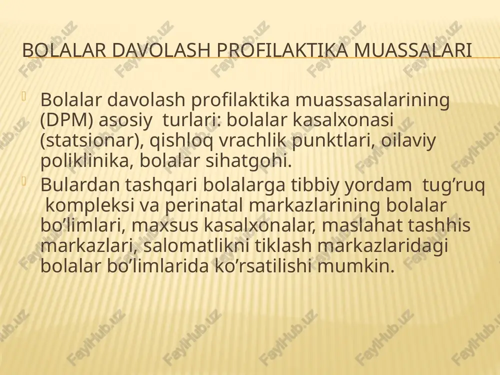 iyimi echiladi. kiyintirilganda esa birinchi jarohatlangan qo’liga, keyin sog’lom qo’liga kiyim kiygiziladi. 5 yotgan bemorlar choyshablari ikki xil usulda almashtiriladi: 1) iflos choyshablar bemorni boshi va oyog’i tomonidan valik ko’rinishida o’rab kelinadi, keyin olinadi. toza choyshablar ikki tomondan o’ralgan bo’lib, bemorni bel sohasiga qo’yiladi va karovat uzunligida ikki tomonga qarab to’shaladi; 2) bemor bolani choyshab chetiga keltiriladi va iflos choyshablar uzunasiga yig’ishtirib olinadi, keyin toza choyshablar to’shaladi. dezinfksiya dezinfekstiya. dezinfektsiya (lotincha de -tugatish, yo’qqilish, inficio- infektsiyalash, yuqtirish; sinonimi – xavfdan xalos qilish) – patogen va shartli patogen bo’lgan mikroorganizmlarning vegetativ shakllarini yo’qqilish bo’yicha qator tadbirlardir. dezinfektsiyaning ikkita asosiy yo’nalishi mavjud: profilaktik dezinfeksiya – shifoxona ichi infektsiyasi tarqalishining oldini olish; o’choqli dezinfektsiyasi – infektsiyaaniqlangan o’choq dezinfeksiyasi. dezinfeksiya turlari dezinfeksiya to’rt xil usulda amalga oshirilishi mumkin: mexanik, fizik, kimyoviy va kombinatsiyalangan kimyoviy fizik kombinatsiyalashgan mexanik usullar tavsifi mexanik binoni namlab, artib tozalash binolarni changdan tozalash (changyutkichda tozalash,bo’yoqlash, oxaklash) choychablarni va kiyimlarni changlardan …