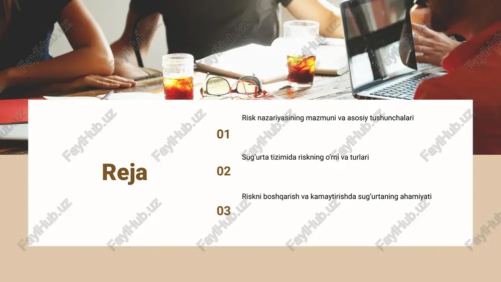 ologik risklar innovatsiyalar, texnologik xatoliklar va tizimlarning buzilishi bilan bog‘liq bo‘lib, ular ishlab chiqarish va kommunikatsiyaga ta'sir qiladi. risk nazariyasining turlari turli risk turlarini tushunish sug‘urta strategiyalarini ishlab chiqishda muhim, chunki har bir risk turi o‘ziga xos xavf va ehtimolliklarni o‘z ichiga oladi. risk nazariyasining amaliyoti risk nazariyasi sug‘urtada risklarni baholash, boshqarish va kamaytirish uchun asos bo‘lib xizmat qiladi. bu risklarni tahlil qilish va boshqarish strategiyalarini ishlab chiqishda muhim rol o‘ynaydi. risklarni baholash usullari statistik va matematik modellarga asoslangan bo‘lib, masalan, ehtimollik taqsimotlari, monte carlo simulyatsiyalari va regressiya tahlili yordamida amalga oshiriladi. risklarni kamaytirish uchun sug‘urta kompaniyalari diversifikatsiya, reinsurance, risklarni prioritetlash va taqsimlash kabi strategiyalardan foydalanadi, bu esa ularning barqarorligini ta’minlaydi. risk nazariyasining kelajagi zamonaviy tendensiyalar va risk nazariyasi zamonaviy risk nazoriyasi texnologik rivojlanishlar bilan bog‘liq. kiberxavfsizlik, sun’iy intellekt va big data risklarni yanada aniqroq baholash imkonini beradi. bu tendensiyalar risklarni boshqarish va modellashda yangi yondashuvlar ishlab chiqilishini talab qiladi, …