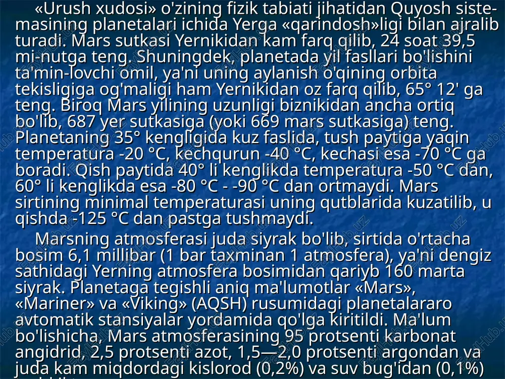 i. ma'lum bo'lishicha, mars atmosferasining 95 protsenti karbonat angidrid, 2,5 protsenti azot, 1,5—2,0 protsenti argondan va juda kam miqdordagi kislorod (0,2%) va suv bug'idan (0,1%) tashkil topgan. maxsus metodlar yordamida marsning «qutb qalpoqlari»ni o'rganish ular muz holatidagi karbonat angidrid ekanini ma'lum qildi. keyinchalik, kosmik apparatlar mars qutblarida temperatura karbonat angidridning (6,1 bar bosimda) kondensatsiyalanish temperaturasiga (-125 °c) yaqin ekanligini aniqlash bilan yuqori-dagi fikrni tasdiqladi. planeta atmosferasining tarkibi aniqlangach, «qutb qalpoq-lari»ning planeta atmosferasi fizikasidagi roli katta ekanligi ma'lum bo'ldi. chunonchi, bahorda «qutb qalpoq»larining kuchli erishi va bug'lanishi hisobiga qutb tepasida atmosferaga juda ko'p miq-dorda karbonat angidrid uloqtirilib, bosimning keskin ortishiga olib keladi. oqibatda kuchli shamol vujudga kelib, u juda katta gaz massasini janubiy yarim sharga olib o'tadi. garchi bunda shamolning tezligi sekundiga o'rtacha 10 metrni tashkil etsa-da, fasliy o'zgarishlar bilan bog'liq jarayonlar tezligi ayrim hollarda sekundiga 70—100 metrgacha boradigan kuchli shamolni vujudga keltiradi. bunday shamol ta'sirida 100 millionlab tonna planeta changi …