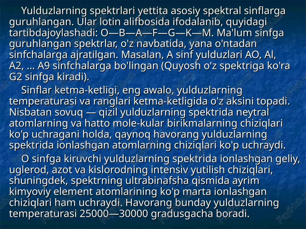 ning ko'p marta ionlashgan chiziqlari ham uchraydi. havorang bunday yulduzlarning temperaturasi 25000—30000 gradusgacha boradi. b sinfga kiruvchi yulduzlarning spektrida neytral geliy chiziq­lari juda intensiv bo'ladi. oq-ko'kish rangdagi bunday yulduzlarning temperaturasi ~17000 k atrofida. a sinfga kiruvchi yulduzlarning spektrida vodorodning yutilish chiziqlari intensiv bo'lib, yulduz oqrangda, temperaturasi -11000 k bo'ladi. f sinfga kiruvchi yulduzlarning spektrida vodorod chiziqlari kuchsizlanib, kalsiyning ionlashgan chiziqlari intensiv bo'ladi. och sarg'ish rangli, temperaturasi ~7000 k. g sinfga kiruvchi yulduzlarning spektrida (jumladan, quyosh-nikida) metallarga tegishli neytral va qisman ionlashgan atom-larning chiziqlari intensiv va keng tarqalgan. vodorodning chiziqlari ancha kuchsizlangan (intensivligi pasaygan) bo'ladi. temperaturasi ~6000 k. k sinfga kiruvchi yulduzlar spektrida, metallarning yutilish chiziqlari bilan birga, molekular birikmalarning ham chiziqlari kuzatiladi. rangi zarg'aldoq, temperaturasi ~3500 k. m sinfga kiruvchi yulduzlar spektrida esa molekulalarning spektral polosalari (ayniqsa titan oksidiga tegishli) intensiv tus oladi. qizilrangli, temperaturasi 2500 k. yulduzlar spektrining turlicha bo'lishi ularning atmosferasidagi fizik sharoitga, kimyoviy tarkibining turli-tumanligiga va, eng …