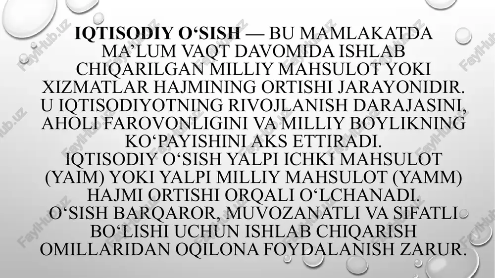 ishlab chiqarishni tez kengaytirish imkonini beradi; • ish o‘rinlari ko‘payadi; • qisqa muddatda yaimni oshirish mumkin. kamchiliklari: • resurslar tez tugaydi; • ishlab chiqarish xarajatlari yuqori; • mehnat unumdorligi sekin o‘sadi; • uzoq muddatli barqaror o‘sish ta’minlanmaydi. demak, ekstensiv o‘sish qisqa muddatli natijalar beradi, lekin barqarorlikni kafolatlamaydi. ekstensiv o‘sish misollari • sanoatning dastlabki rivojlanish bosqichlarida (masalan, xix asrda yevropada) ishlab chiqarish asosan ko‘proq ishchi kuchi va tabiiy resurslar hisobiga kengaygan. • sobiq sssrda 1950–1980-yillarda iqtisodiy o‘sish ko‘proq ekstensiv yo‘l bilan, ya’ni korxonalar sonini ko‘paytirish va xomashyo qazib olish hajmini oshirish orqali amalga oshirilgan. bu yo‘l bir muddat natija bergan bo‘lsa-da, texnologik orqada qolishga sabab bo‘lgan. intensiv iqtisodiy o‘sish mohiyati intensiv o‘sish — ishlab chiqarish hajmining o‘sishi resurslar sonini oshirmasdan, ularning samaradorligini ko‘tarish hisobiga yuz beradi. asosiy omillar: • ilmiy-texnik taraqqiyot; • innovatsiyalar; • malakali mehnat kuchi; • raqamli texnologiyalarni joriy etish; • ishlab chiqarish jarayonlarini avtomatlashtirish. bu turdagi o‘sish yuqori …