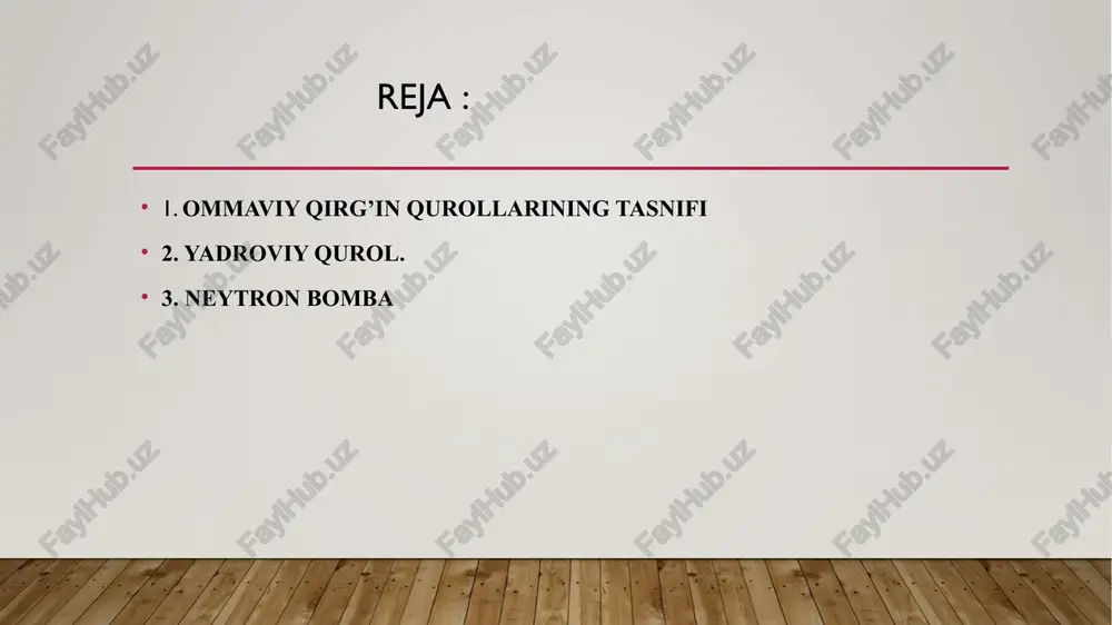 tezi yoki ikkala jarayonning bir vaqtda sodir boʻlishi vaqtida ajralib chiqadigan ichki energiyadan foydalanishga asoslangan yadro bombasi, uni nishonga yetkazish vositasi (raketa, torpeda, samolyot, artilleriya toʻpi) va bombaning nishonga aniq borib tushishini taʼminlaydigan boshqarish qurilmalaridan iborat. yadro quroli yadro energiyasining olinish usuliga qarab, yadro va termoyadro qurollariga boʻlinadi. yadro oʻqdorilariga “aviatsiya bombalari, artilleriya snaryadlari, raketalarning jangovor qismlari, dengiz torpedalari, suv osti bombalari va minalari ” kiradi. yadro quroli zarb toʻlqini, yorugʻlik nurlanishi, singuvchi radiatsiya va radioaktiv zaharlash va boshqalar turli shikastlantiruvchi taʼsirlarga ega . strategik yadro qurollarini eltuvchilar uzoqqa uchuvchi raketalar, qitʼalararo ballistik raketalar, samolyotsnaryadlar va strategik bombardimonchi samolyotlardir. qudratli yadro zaryadlarini nishonga eltishda yerning sunʼiy yoʻldoshlaridan foydalanish rejasi ham bor. yadroviy qurol 20-asrda yadro fizikasining taraqqiy etishi munosabati bilan 40-yillar boshida paydo boʻldi. birinchi portlash 1945-yil 16-iyulda alamogodro poligonida aqsh amalga oshirildi. 1945-yil avgust oyida esa har birining quvvati 20 kt boʻlgan 2 atom bombasi yaponiyaning xirosima 6-avgust va …