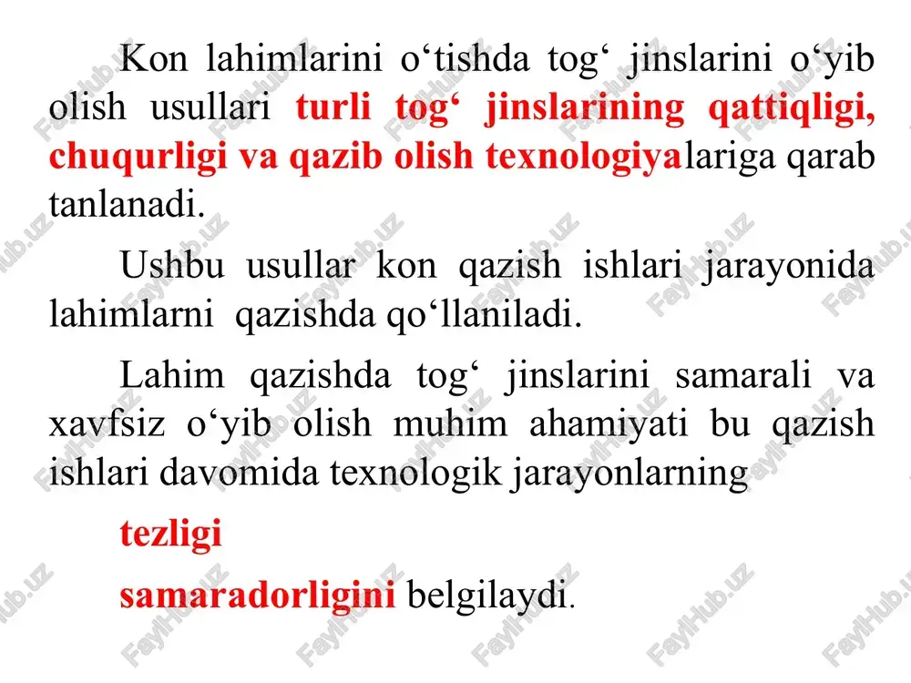 chekka shpurlar orasida joylashtiriladi. portlash jarayonida energiya taqsimotini muvozanatlashtiradi. e) ventilyatsiya va xavfsizlik shpurlari portlash paytida gazlarni chiqarish yoki xavfsizlikni ta’minlash uchun burg‘ilanadi. ba’zan portlovchi modda joylashtirilmaydi. shpurlar tizimlarini tanlash omillari tog‘ jinsining mustahkamligi. kavjoyning hajmi va shakli. portlash samaradorligiga qo‘yilgan talablar. lahimlarning geologik sharoitlari. xavfsizlik qoidalari shpurlar loyihaga muvofiq joylashtirilishi kerak. portlovchi modda yuklashdan oldin shpurlar tozalanadi. chekka shpurlar portlash vaqtida lahimni deformatsiyalamasligi lozim. portlatishdan oldin barcha shpurlar va elektr ulanishlari tekshiriladi. tog‘ jinslarini o‘yib olish usullari 1. mexanik usul mexanik burg‘ulash va o‘yish: qo‘llanishi: asosan yumshoq va o‘rtacha qattiqlikdagi jinslarni o‘yishda qo‘llanadi. jarayon: bu usulda maxsus burg‘ulash mashinalari va kombaynlar yordamida tog‘ jinslarini o‘yib olinadi. odatda yer osti qazish ishlari uchun g‘ildirakli kombaynlar, diskli yoki tamburli burg‘ulash mashinalari ishlatiladi. afzalliklari: yuqori aniqlikda o‘yish imkoniyatini beradi va xavfsizlikni ta'minlaydi. kichik lahimlar uchun juda samarali. kamchiliklari: qattiq jinslar uchun samarasi past bo‘lishi mumkin va bu usul vaqt talab qiladi. 2. …