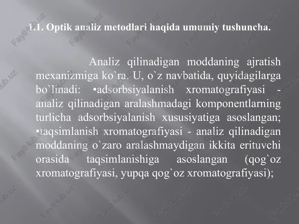 iborat bo`ladi. 3. bajarish texnikasiga ko’ra quyidagilarga bo`linadi: • kolonkali; • yupqa qatlamli. 4. bajarish mexanizmiga ko`ra: • butun hajmi bo`ylab; • siqib chiqarish orqali; • eluentli. analizning fizik-kimyoviy usullari moddaning kimyoviy reaksiyalari jarayonida fizik xossalarining o`zgarishini aniqlashga asoslangan. kimyoviy modda toza bo’lsa, uziga xos xususiyatlarni namoyon qiladi. uning tarkibiga juda oz miqdorda bo’lsa ham (-10-5%) begona moddalarning yoki elementning aralashgan xolda “ifloslangan” bo’lishi modda xususiyatini keskin o’zgartirib yuborishi mumkin. shuning uchun xozirgi vaqtda elementlarning tarkibiga aralashib qolgan mikro miqdordagi begona moddalrni aniqlashga to’g’ri keladi. kimyoviy metodlar bunchalik kichik miqdorda bo`lgan elementlarni yoki moddalarni aniqlash imkoniyatiga ega emas bu vazifani fizik-kimyoviy metodlar yordamida bajarish mumkin. fizik-kimyoviy metodlar tez bajariladi, bu o’z vaqtida texnologik jarayonni nazorat qilish uchun katta ahamiyatga ega. fizik-kimyoviy metodlar bir necha afzalliklarga ega: 1. analizni uzoq masofadan turib boshqarish. masalan, rentgen-fluoressent metod bilan oydagi tuproqni analiz qilish bunga yaqqol misol bo’la oladi. 2. bu metodlarda ishlatiladigan asboblar …