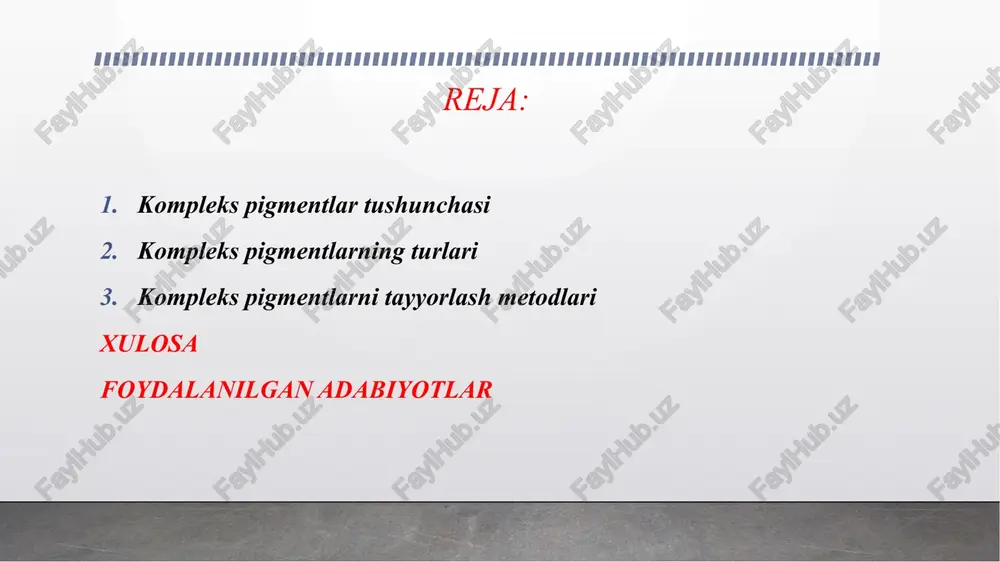 dagi elektronlar va ligandning π-orbital elektronlari o‘rtasida elektron uzatilishi sodir bo‘ladi. bu elektron o‘tishlari yorug‘likni singdirish va aks ettirish orqali pigment rangini hosil qiladi. qo‘llanilishi bo‘yoq sanoati: rangli qoplamalar, plastmassa pigmentlari. materialshunoslik: metall va keramika yuzalarini ranglash. san’at va dizayn: professional rasm bo‘yoqlari. himoya qoplamalari: yorug‘lik va korroziyaga chidamli qoplamalar. afzalliklari yorqin va chidamli rang. kimyoviy barqarorlik yuqori. organik va noorganik yuzalarda ishlatilishi mumkin. kompleks pigmentlar – metall ionlari va turli ligandlar (organik yoki noorganik) bilan hosil bo‘lgan rang beruvchi birikmalar bo‘lib, ular kimyoviy va fizik xususiyatlari bilan an’anaviy pigmentlardan farq qiladi. ularning asosiy farqi: rang beruvchi metall-ligand komplekslari, ya’ni pigmentning rangini faqat metall emas, balki uning ligand bilan bog‘lanish shakli ham belgilaydi. pigmentlar (lot. pigmentum— boʻyoq) — 1) (biologiyada) orga-nizmlar toʻqimalari tarkibiga kiradigan boʻyoq birikmalar. pigment rangi ular molekulasi tarkibidagi quyosh spektrining koʻzga koʻrinadigan nurlarini (380—750 nm) tanlab yutadigan xromofor guruhi bilan bogʻliq. pigment sitoxromlar, katalaza va boshqa fermentlar, …
