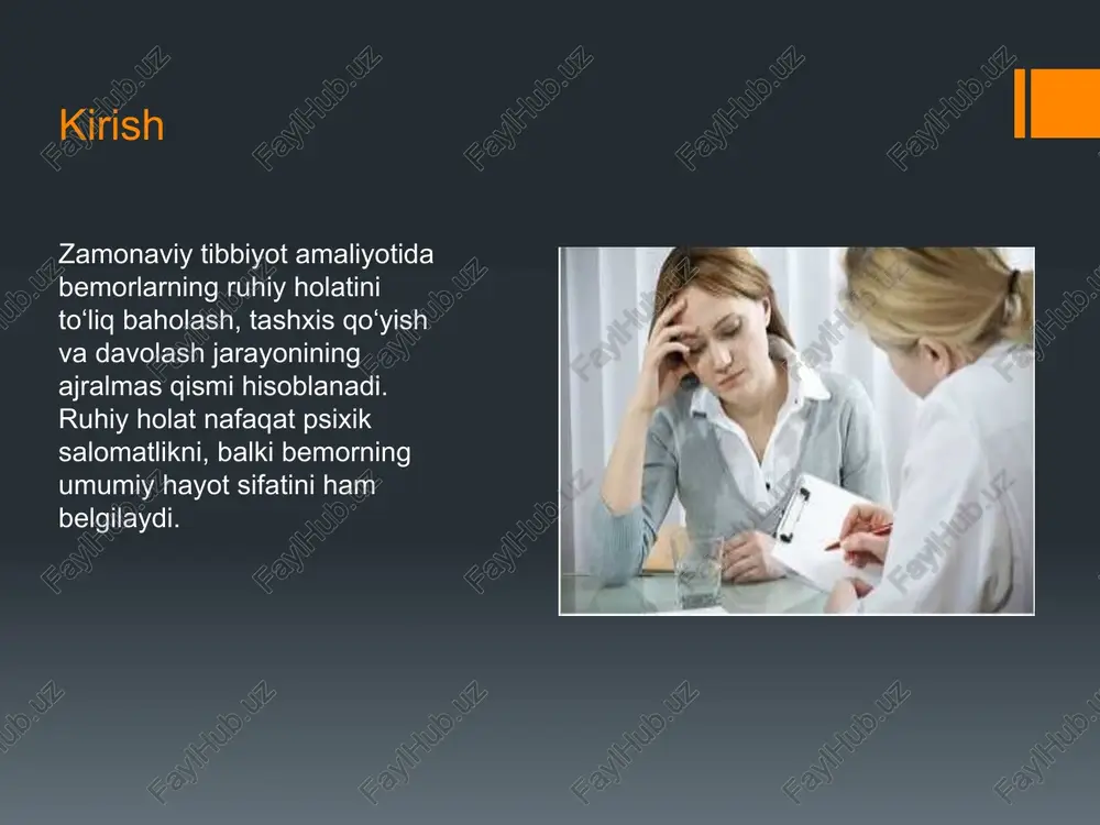 g sabablari: travmatik hodisalar: avariya, jismoniy jarohatlar, yaqin insonning yo‘qolishi. psixologik zarbalar: og‘ir ruhiy stress va hayotiy travmalar. fiziologik javoblar: gormonlar va asab tizimidagi keskin o‘zgarishlar. 2.3. davolash usullari dastlabki yordam: bemorni xavfsiz muhitga olib chiqish va tinchlantirish. tibbiy interventsiyalar: sedativ preparatlar yordamida tezkor tinchlanish. reabilitatsiya: psixoterapevtik qo‘llab-quvvatlash va travma terapiyasi. 3. qo’rquv 3.1. taʼrif va namoyon bo‘lishi qo‘rquv – bemorlarning xavf yoki tahdidni sezishi natijasida yuzaga keladigan tabiiy reaksiya bo‘lib, asab tizimining himoya mexanizmi hisoblanadi. klinik belgilar: yurak urishining tezlashishi nafas olish tezligi va mushaklar tarangligi ichki xavotir va kelajakdan qo‘rquv hislari 3.2. sabablari bemorlarda qo‘rquvning asosiy sabablari: travmatik tajribalar: ilgari boshdan kechirilgan travmalar yoki salbiy hodisalar. genetik va fiziologik omillar: asab tizimining sezgirligi va genetik moyillik. ijtimoiy omillar: ijtimoiy qo‘llab-quvvatlashning yetishmasligi va atrof-muhitdagi noaniqliklar. 3.3. davolash yondashuvi psixoterapiya: ekspozitsion terapiya va kognitiv yondashuvlar orqali qo‘rquv manbalarini aniqlash. farmakoterapiya: anksiolitik dorilar yordamida simptomlarni yengillashtirish. qo‘shimcha interventsiyalar: meditatsiya, nafas olish …