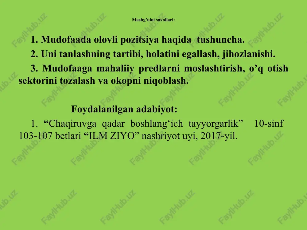 shidan oldinga, keyin esa yon tomonga tashlanadi, u o‘qlar, snaryad yoki mina parchalaridan saqlanishni ta’minlaydi. ishlash paytida bosh imkon qadar yerga yaqinroqda ushlanishi kerak, chunki dushmanni uzluksiz kuzatib turishi lozim. okopning old qismini 20 sm.cha qazib, askar ozgina orqaga siljiydi va qolgan qismini qazishni davom ettiradi. okop kengligi 60 sm, uzunligi esa 170 sm bo‘lishi kerak. ish oxirida brustver joyning muhiti rangiga moslab niqoblanadi. agar dushman faollik ko‘rsatmasa, okopni jihozlash ishlari davom ettiriladi, u tizzalab otish uchun 60 sm.ga chuqurlashtiriladi va moslashtiriladi, keyin esa turib otish uchun 110 sm.gacha chuqurlashtiriladi. 3-o’quv savoli. mudofaaga mahaliiy predlarni moslashtirish, o’q otish sektorini tozalash va okopni niqoblash. agar dushmanning alohida guruhlari mudofaaning oldingi marrasiga yorib o‘tib transheyalarga tushsa, askarlarning tarqab ketmasligi uchun avvaldan tayyorlanib qo‘yilgan “kirpi” va “ayrilar” darhol o‘rnatiladi. g‘ovlarni qo‘yib bo‘lib, yorib kirgan dushman bilan jangga kirishiladi va bir vaqtda transheya ichida harakatlanishga intilgan yoki g‘ovlarni transheyadan chiqarib tashlamoqchi (portlamoqchi) bo‘lgan dushman …