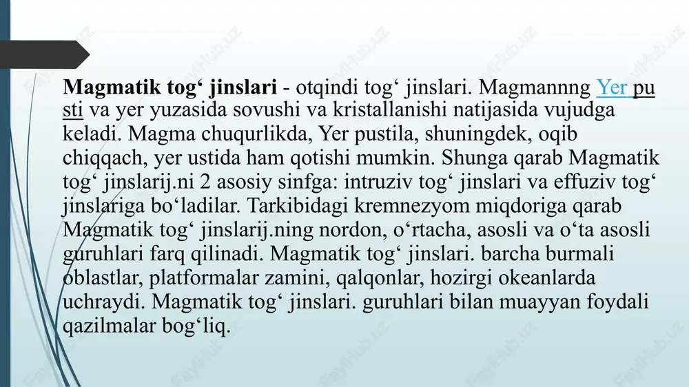 ni pasaytiradi va magmaning qayishqokligini kamaytiradi, bular esa kristallizatsiya jarayonini toʻliq boʻlishiga sabab boʻladi. shuning uchun, nordon magmaning chuqur sharoitda, uchuvchi komponentlarni saqlagan holda sekin sovishi toʻliq kristallangan donador jinslar (masalan, granit) hosil boʻlishiga olib keladi. 4 idiomorfizmning turli darajadagi jins hosil qiluvchi minerallar yigʻindisi boʻlgan strukturalar — gipidiomorf donadorli (granit, sienit va dioritlar) deyiladi. eritmadan bir vaqtning oʻzida dala shpati va kvarsning ajralishi pegmatitsimon yoki grafitsimon strukturalarning paydo boʻlishiga sabab boʻladi. kristallarning nisbiy oʻlchamiga qarab, tekis donador va notekis donador boʻladi. notekis donadorlari porfirli va porfir koʻrinishli boʻladi. porfir koʻrinishli strukturalarda togʻ jinsining massasi mayda va oʻrta donali boʻlib, alohida minerallarning yirik porfirli boʻlakchalaridan tashkil topadi. magmatik tog’ jinslari. otqindi jinslardagi teksturalar orasida eng avvalo massivli yoki bir jinsli teksturalar boʻlib, ularda barcha minerallar jins boʻylab bir tekisda tarqalgan va hamma maydonlarda taxminan bir xil tarkib va strukturaga ega boʻladi. har xil jinsli taksitli teksturalar ham keng tarqalgan. yoʻl-yoʻl …
