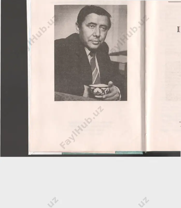 da foje ko‘payibroq ketmadimikin, degan xayolga borarsiz. nachora, awalo hayot - nuqul bayramdan iborat emas. urush esa o ‘yin emas. ikkinchi jahon urushi ellik million odamning uvoliga qoldi. shundan yigirma millioni bizning odamlar edi. eng aziz, eng asl kishilarimiz. qolaversa, urush faqat okopdagi jangchilaming joniga chang solib qolmadi. minglab chaqirim naridagi odamlami ham sinovdan o ‘tkazdi. mushkul damlarda imonini, insonligini saqlab qolgan ota-onalarimiz, aka-opalarimizning hayoti bugungi zamonda bizga o ‘mak bo‘lsa ne ajab! muallif 5 maydonchadan o‘tib, vagoncha soyasiga bordim-u, turib qoldim. hozir dilsiyohlik boiishini bilib, yuragim g‘ash tortdi. quruvchi xalqi - nozik. maoshning barakasi uchdimi, darrov « 0 ‘z ixtiyori bilan» ariza beradi-da, smetasi «yeb bitirilmagan» boshqa obyektga o‘tadi-ketadi. toshkentda nima ko‘p - qurilish ko‘p. to‘g‘ri, bizning yigitlar unaqa emas: o‘n uch kishi zilziladan buyon birga ishlaymiz: o‘n ikki yil bo‘ldi. hammamiz aka-uka bo‘lib ketganmiz. olti yil avval meni o‘zlari brigadir qilib «ko‘tarishgan». shu kungacha naryadni o‘rtacha o‘n so‘mdan …