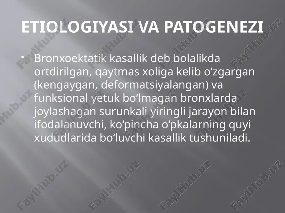 vda perkutorli ma’lumotlar o‘zgaruvchanliklari bilan e’tiborni jalb qiladi: aniq o‘pka tovushidan to bo‘g‘iqlashuvgacha (kuchli ifodalangan fibroz xududida) va tarqoqlashib ifodalangan aniqlanuvchi qutichasimon tovush tarzida. zararlanish o‘chog‘i sohasida diafragma xarakatchanligining chegaralanishi aniqlanadi. auskultatsiyada yagona bo‘lgan bronxoektazning alomati – ko‘plab quriq xirilashlar fonida qotib ushlanilib turiluvchi o‘rta-va yirik pufakchali xirillashlar o‘chog‘ini aniqlash mumkin bo‘ladi. remissiya davrida auskultatsiyali ko‘rinishlar bo‘lmasliklari mumkin. rentgenogrammalarda o‘pka chizchisining deformatsiyasini pnevmofibroz, yacheykasimon o‘pka chizgisi (ko‘proq o‘pkalarning quyi segmentlarida) o‘pka yo‘llarining (maydonlarini) tiniqliklarini ortishi kabilarni topish mumkin. sharxli rentgenogrammada bronxoektazlarni bilvositali belgilari aniqlanadi, ularga quyidagilar kiradi: o‘pka ildizi xolatini o‘zgarishi, yurakni kasallanish tomoniga siljishi (atelektaz yoki o‘pka bo‘laklarini bujmayishi natijasi bo‘lib xastalangan bo‘laklarning xajmini kamayishi xisobiga). rentgenogramma foydalanilgan adabiyotlar: 1. bronxoektaticheskaya bolezn/ chernexovskaya n.e.// lechashiy vrach. – 2004. 2. bronxoektaticheskaya bolezn u detey: uchebno-metodicheskoe posobie/ bobrovnichiy v.i. - 2013. 3. bronxoektazi: sovremenniy vzglyad na problemu/ zarembo i.a., kiseleva e.a., zarayskaya l.s., filippov d.i., vasilev s.a.// prakticheskaya pulmonologiya. – 2015. …