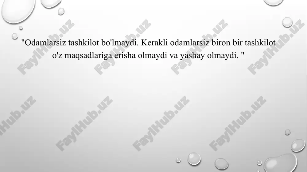 hi tizimini joriy etishni taklif etdi, ya’ni normani bajargan ishchi har smenadagi ishi uchun 1,85 dollar (odatda 0,70 dollar) olishi mumkin edi. natijada kompaniyada mehnat unumdorligi deyarli 24 soatda keskin o’zgardi. ilmiy menejment maktabining boshqaruv nazariyasiga qo'shgan hissasi: ish jarayonini o'rganish va vazifani bajarish uchun eng yaxshi usullarni aniqlash uchun ilmiy tahlillardan foydalanish; vazifalarga eng mos ishchilarni tanlash va ularning malakasini oshirish; xodimlarni o'z vazifalarini samarali bajarish uchun zarur bo'lgan resurslar bilan ta'minlash; ishchilarni mehnat unumdorligini oshirish uchun teng rag'batlantirishning ahamiyati; rejalashtirish va tashkiliy faoliyatni ishning o'zidan ajratish. nazariyaning kamchiliklariga quyidagilar kiradi: mehnatning ijtimoiy jihatlari va xodimlarning o’sib boradigan ehtiyojlari hisobga olinmadi. ishchida teylor va uning izdoshlari faqat oddiy operatsiyalarni bajaruvchisi va maqsadga erishish vositasini ko'rishgan; menejerlar, odatda, ishchilarning kasb mahorati majmuasiga yetarli baho bermadilar hamda ularning g’oyalari va takliflarini inobatga olmadilar menejmentda boshqaruvning ma'muriy maktabi kontseptsiyasi 1920-1950 yillarda mashhur bo'ldi. maktab asoschisi a. fayol har qanday tashkilotning samaradorligini oshirishi …