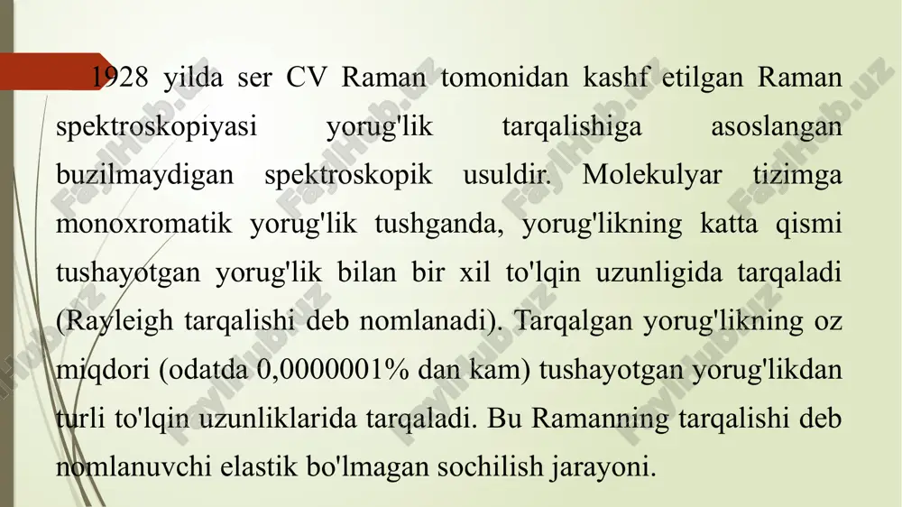 , bu o‘zgarishlar raman spektrida aks etadi. molekuladagi har bir bog‘lanish va atomning o‘zaro ta’sirida har bir tebranish o‘ziga xos bir frekansga ega bo‘ladi. raman spektroskopiyasi yordamida ushbu tebranishlar aniqlanib, molekuladagi bog‘lanishlarning turi va kuchi haqida ma’lumot olinadi. masalan, c-h, o-h, n-h va c-o bog‘lanishlarining o‘ziga xos tebranishlarini spektrda kuzatish mumkin. raman effektining asosiy fiziologik jarayoni fotonlarning molekulalar bilan to‘qnashganda energiya almashinuvi natijasida yuzaga keladi. bu effekt klassik optik hodisaga qaraganda (ya'ni rayleigh tarqalishi) farq qiladi. rayleigh tarqalishida foton molekuladan hech qanday energiya yo‘qotmasdan qaytadi, lekin raman effektida fotonning energiyasi (yoki uzunligi) o‘zgaradi. raman effekti asosan molekulaning vibratsion yoki rotatsion holatlaridagi energiya o‘zgarishlari bilan bog‘liq. agar foton molekula bilan to‘qnashganda energiya almashsa, bu molekulaning tebranish holatiga bog‘liq bo‘ladi. agar molekula yuqori energiya holatiga o‘tsa, foton energiyasini yo‘qotadi va spektrda stoks chiziqlarini hosil qiladi; aksincha, agar molekula pastki holatga o‘tsa, foton energiya orttiradi va anti-stoks chiziqlarini hosil qiladi. sirtda kuchaytirilgan raman …