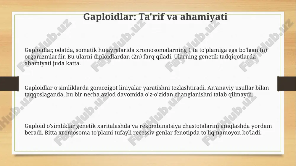 imliklar meios orqali hosil bo'lgan gametlardan kelib chiqishi sababli, ularda genetik rekombinatsiya natijasida hosil bo'lgan allellarning yangi kombinatsiyalari mavjud. bu xususiyat selektsiya uchun muhimdir. gaploid o'simliklarning morfologik va fiziologik xususiyatlari gaploid o'simliklar ko'pincha sekin o'sadi va kichikroq bo'ladi, ularning hujayralarida xromosomalarning bitta to'plami (n) bo'lganligi sababli, bu esa erta vegetativ rivojlanishni cheklaydi. ko'pgina gaploid o'simliklar bepusht bo'ladi, chunki meioz jarayonida xromosomalarning to'g'ri juftlashuvi va ajralishi sodir bo'lmaydi, natijada unumsiz gametalar hosil bo'ladi. 2n soniga qaytarish kerak. gaploidlar stressga, masalan, kasalliklarga chidamliligi kamaygan bo'lishi mumkin, chunki ularda diploid o'simliklardagi heterozis effekti yo'q va genetik xilma-xillik past bo'ladi. gaploidlardan foydalanish: seleksiya va genetik tadqiqotlar genetik tadqiqotlarda gaploidlar yordamida dominant va retsessiv allellarni aniqlash osonroq, chunki barcha genlar bitta nusxada (n) mavjud bo'ladi. gaploidlar, bir genotipga ega bo'lganligi sababli, 100% gomozigot liniyalarni tezda yaratish orqali seleksiya jarayonini 2-3 yilga qisqartiradi. gaploidlar mutagen ta'sirini baholashda muhim rol o'ynaydi, chunki hatto retsessiv mutatsiyalar ham darhol …