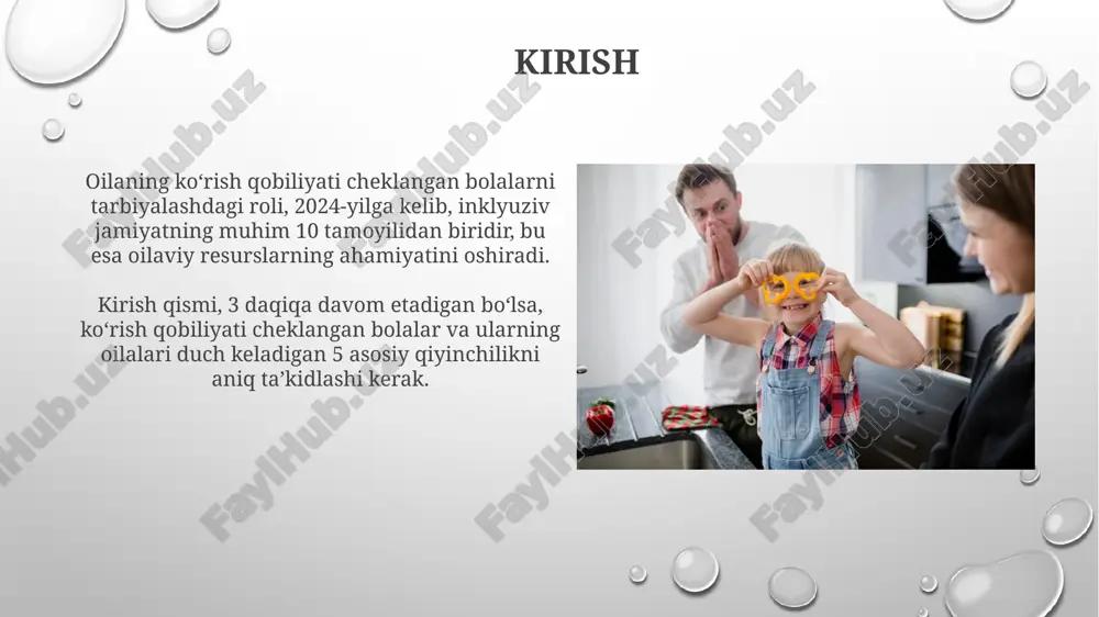 oshlab kundalik vazifalarni (masalan, kiyim kiyish) topshiring va ularni 10 bosqichli kichik qismlarga bo'ling. uy muhitini xavfsiz qilish uchun barcha xavfli narsalarni olib tashlang va mebelni mahkamlang. 3 oylikdan boshlab tovushli o'yinchoqlar va 2 xil to'qimali narsalarni taqdim eting. aka-uka va opa-singillar bilan munosabatlar aka-uka va opa-singillar o'rtasidagi munosabatlar ko'rish qobiliyati cheklangan bolaning ijtimoiy rivojlanishida 0 dan 10 gacha bo'lgan shkala bo'yicha muhim rol o'ynaydi. sog'lom aka-uka va opa-singillar ko'rish qobiliyati cheklangan bolaga kundalik vazifalarni bajarishda yordam berishi mumkin, bu esa mustaqillik darajasini 25-50 foizga oshiradi. xulosa xulosa shuni ko'rsatadiki, oilaning 80% dan ortig'i bolaning ijtimoiy-emotsional rivojlanishida bevosita ishtirok etadi, bu esa moslashuvchanlik ko'rsatkichlarini oshiradi. tadqiqot natijalari shuni tasdiqlaydiki, 65% holatda oilaviy resurslardan foydalanish ko'rish qobiliyati zaif bolalarning mustaqilligini 30% ga oshiradi. e'tiboringiz uchun rahmat image3.png image4.jpg image5.jpg image6.jpg image7.jpg image8.jpg image9.jpg image10.jpg image11.jpg image12.jpg image13.jpg image14.jpg image15.jpg image1.png