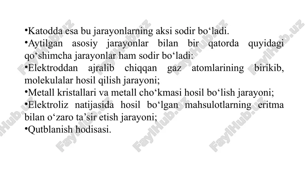 ta eritmasi orqali elektr toki yuborilganda, anodda (musbat qutbda) kislorod, katodda (manfiy qutbda) esa vodorod ajralib chiqadi. elektrodlar yuzasida ajralib chiqayotgan bu gazlar platina elektrodga adsorbsiyalanib, gaz elektrodlar — kislorod va vodorod elektrodlarini hosil qiladi. natijada, sulfat kislota eritmasiga tushirilgan kislorod va vodorod elektrodlaridan iborat quyidagi galvanik element vujudga keladi: pt(o₂)+ | h₂so₄ | h₂(pt) bu galvanik elementning elektr yurituvchi kuchi elektroliz davomida asta-sekin ortib boradi va, nihoyat, o‘zining eng yuqori qiymatiga yetadi. demak, yuqoridagi misolda qutblanishning sababi kimyoviy galvanik element vujudga kelishidadir. shu sababli, bunday qutblanish kimyoviy qutblanish deb ataladi. bu yerda ​ — qutblanish elektr yurituvchi kuchi. qutblanish elektr yurituvchi kuchi tashqi manbaning elektr yurituvchi kuchiga qarama-qarshi yo‘nalgan bo‘ladi. elektrolitli vannada konsentratsion galvanik element vujudga kelishidan ham qutblanish sodir bo‘lishi mumkin. agar elektrod qaytar bo‘lsa, ya’ni metal tarkibida shu metal ion bo‘lgan eritmaga tushirilsa, metal o‘zgarmaydi. masalan: cu+/cuso4/cu- zanjiridan elektrol tok o‘tkazilsa, katod qismida cu²⁺ ning konsentratsiyasi kamayadi, …