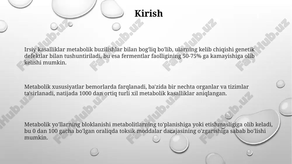 mukopolisaxaridozlar mukopolisaxaridozlar (mps) lizosomal saqlash kasalliklari bo'lib, glikozaminoglikanlarning (gag) to'liq parchalanishi uchun zarur bo'lgan fermentlarning yetishmasligi bilan bog'liq. mpsda gaglar hujayralarda to'planib, hujayra, to'qimalar va organlarning disfunktsiyasiga olib keladi; 7 xil tur mavjud, ularning har biri turli ferment yetishmovchiligi bilan xarakterlanadi. mpsning metabolik buzilishlari skelet anomaliyalari, nafas olish muammolari, yurak kasalliklari va nevrologik disfunktsiyalarga olib keladi, bu esa gag metabolizmining buzilishidan kelib chiqadi. glikogenozlar i turdagi glikogenoz (von girke kasalligi) glyukoza-6-fosfataza fermentining yetishmovchiligi bilan bog'liq bo'lib, gipoglikemiya va jigarda glikogenning to'planishiga olib keladi. glikogenozlar, fermentlar defektlari tufayli glikogenni sintez qilish yoki parchalashda buzilishlar natijasida kelib chiqadigan, kamida 13 xil genetik kasallikni o'z ichiga oladi. iii turdagi glikogenoz (kori kasalligi) debranching fermentining yetishmovchiligi tufayli yuzaga keladi, natijada jigarda anormal glikogen tuzilishi paydo bo'ladi va gipotoniyaga sabab bo'ladi. lipidozlar lipidozlar guruhiga kiruvchi niemann-pick kasalligi a va b turlari sfingomielinaza fermentining yetishmovchiligi tufayli sfingomielinning to'planishiga olib keladi, bu esa 0-2 yoshda jigar va …