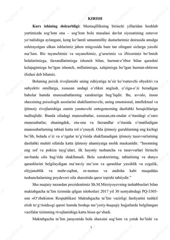 rning ijtimoiy, shaxsiy, hissiy, nutqiy, jismoniy va ijodiy rivojlanishini baholash asosida amalga oshirilishiga alohida e’tibor qaratilishi lozimligi masalasiga alohida urg‘u berilgan. ko’plab psixologik tadqiqotlarda oila, bola shaxsining shakllanishi va uning ijtimoiylashuviga ta’sir ko’rsatuvchi omil sifatida baholanadi. lekin bolaning o’zi to’g’risidagi barcha tasavvurlari shakllanishida u tarbiyalanayotgan oiladagi munosabatlarning xususiyatlari, oila tiplari va ota-onalik maqomlari ular tomonidan qay darajada anglanishining bevosita roli alohida tadqiqot doirasida o’zbekiston sharoitida o’rganilmagan. bu masala amaliy ahamiyatga molik bo’lib “…inson o’z umri davomida oladigan barcha ma’lumotining 70 % ini besh yoshgacha bo’lgan davrda olar ekan”. demak, shu ma’lumotlar orasida bola o’z “meni”ni to’g’ri shakllantiradigan va shu orqali uni ijtimoiy psixologik munosabatlarga ruhan tayyorlaydigan ma’lumotlarning manbai va ta’sir kuchini o’rganish yosh ota-onalar va oilashunoslar uchun ota dolzarb ahamiyat kasb etadi. hozirgi vaqtda jahon psixologik ilmida ham bola xulq-atvori va ruhiyatining shakllanishida oila va ota-ona muhim rol o’ynaydi degan yondashuv yetakchilik qiladi. boshqa tomondan, bolaning rivojlanayotgan shaxs sifatidagi faolligi …