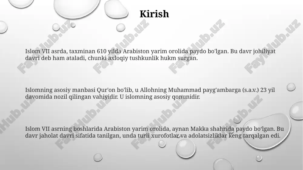 sida o'zaro yordam va birodarlik aloqalari o'rnatildi. madinadagi jamiyatning shakllanishi paygʻambar muhammad (s.a.v.) madinaga hijrat qilgandan soʻng, muhim islohotlardan biri ijtimoiy adolatni oʻrnatish, masalan, yetimlarga gʻamxoʻrlik qilish va kambagʻallarga yordam berishni tashkil etish boʻldi. madina konstitutsiyasi, 622-yilda tuzilgan, madinadagi turli qabilalar oʻrtasida tinchlikni oʻrnatish uchun moʻljallangan muhim shartnoma boʻlib, ularning huquq va majburiyatlarini belgilab bergan. madinada ilk islomiy davlatning shakllanishi davrida masjid nafaqat ibodat joyi, balki siyosiy maslahatlar oʻtkaziladigan va adolat qarorlari qabul qilinadigan muhim markaz vazifasini ham bajargan. muhim janglar va g'alabalar badr jangi, hijriy 2-yilda (milodiy 624), musulmonlarning makkaliklar ustidan qozongan birinchi yirik gʻalabasi boʻlib, 313 musulmon 1000 qurolli makkalikni magʻlub etdi. xandaq jangi, hijriy 5-yilda (milodiy 627) madinani himoya qilish uchun qazilgan xandaq taktikasi bilan mashhur, 10,000 qoʻshinli qamaldan muvaffaqiyatli himoyalanishga yordam berdi. makkani zabt etish, hijriy 8-yilda (milodiy 630) sodir boʻldi. musulmonlar 10,000 qoʻshin bilan shaharga kirib, qonsiz ravishda uni egallashdi va islomning arabistonda tarqalishiga zamin …