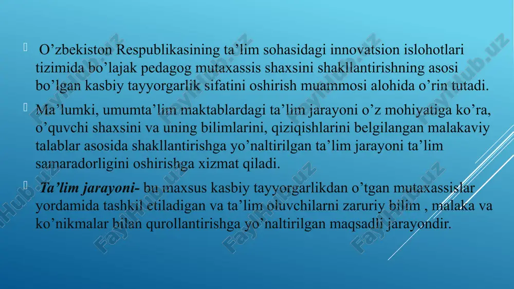 osari maktabning ta’lim-tarbiya ishlariga rahbarlik qilishda quyidagi vazifalarni bajaradi: 1.u davlat dasturlarining o‘z vaqtida va aniq bajarilishinikuzatib boradi. ammo bu kuzatish faqat faktlarni qayd qilishda, ayrim fanlarning o‘quv materialini yuzaki o‘tish va kechikib bajarish kabi hollarni yozib borishdan iborat bo‘lmasligi kerak. kamchilik va nuqsonlar aniqlanishi bilan o‘quv ishlari bo‘yicha direktor o‘rinbosari darhol ularning sababini o‘rganishi hamda bu kamchiliklarni tugatish va o‘quv kursining to‘la ravishda o‘tilishi uchun zarur choralar ko‘rishi lozim. 2.o‘quv ishlari bo‘yicha direktor o‘rinbosari o‘qituvchilarning darsiga kirib, o‘qitish sifatini kuzatib boradi. u darslarning yuksak g‘oyaviy, siyosiy, nazariy saviyada o‘tkazilishiga erishmog‘i kerak. bu sohada o‘quv ishlari bo‘yicha direktor o‘rinbosarining roli juda katta. u maktab rahbari singari, har kuni kamida ikkita darsni kirib ko‘rishi zarur. darslarga kirish ma’lum maqsadga qaratilishi, muayyan vazifalarni ko‘zda tutishi lozim. masalan, darsni kirib ko‘rishda u ma’lum bir o‘qituvchining ish tizimini o‘rganishni, o‘quvchilarning biror fandan olgan bilimlari darajasini yoki ma’lum sinflardagi o‘quvchilarning bilim darajasini aniqlashni maqsad qilib …
