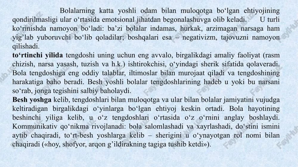 n ishlar katta o‘rin egallaydi. bu ishlar faqat mashg’ulotlardagina amalga oshirilmasdan, balki bolalarning kundalik hayotida ham, mehnat faoliyatida va o‘yin faoliyatida amalga oshiriladi. bolaning o‘z qarindoshlari, qo‘shni tengdoshlari shaxsiga va faoliyatiga qiziqishini qo‘llab-quvvatlash, birgalikdagi o‘yinlarda ularning dialogik nutqini yo‘lga qo‘yishga ko‘maklashish; turli muloqot vositalari, ya’ni - so‘z, yuz ifodasi (imo-ishora)dan muayyan vaziyatni hisobga olgan holda tabaqalashtirilgan holda foydalanishni o‘rgatish; bolalarning ertak va kichik hikoyalarni so‘zlab berishga qiziqishini qo‘llab-quvvatlash; bolani “tovush», “so‘z», “gap» atamalari bilan tanishtirish kabilardan iborat bolalarning o‘z nutqlarida umumlashtiruvchi so‘zlarni, ya’ni kiyim-kechak, oyoq kiyim, mebel, idish- tovoqlar, sabzavotlar, mevalar, gullar, qushlar, hayvonlar va hokazolarni ishlatishga o‘rgatiladi; tanish buyumlarni guruhlashga va ularni tasniflashga (idish tovoqlar, choy idishlar, ovqat suzadigan idishlar, oshxonada ishlatiladigan idishlar, oyoq kiyimlar, qishki va yozgi kiyimlar) o‘rgatiladi. 4-5 yoshli bolalar jamiyat hayotining ayrim hodisalari bilan tanishtiriladi, kishilar mehnati, ularning kasblari, mehnat qurollari hamda ularning o‘ziga xos xususiyatlari bilan tanishtirilib boriladi va buning natijasida ularning lugatlariga mehnat …