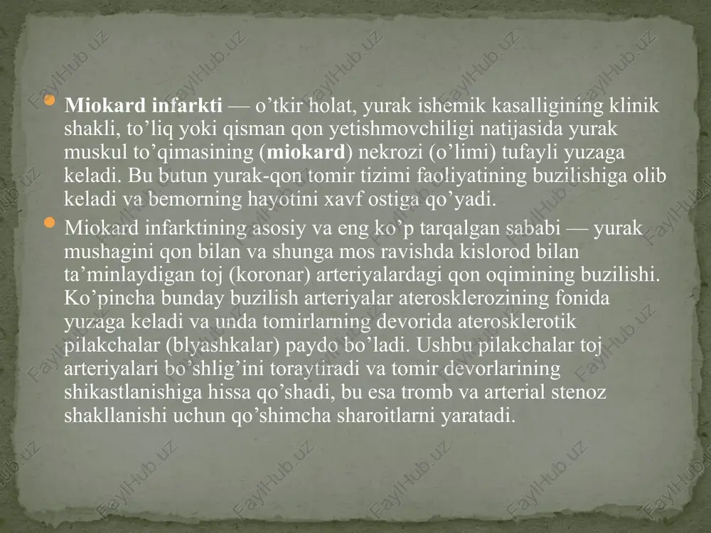a, ularning bir-biridan ajratib turuvchi aniq farqlar bor. stenokardiya xurujidan farqli o’laroq, miokard infarkti tufayli paydo bo’lgan og’riq sindromi 30 daqiqadan ko’proq davom etadi va tinch holatga o’tish yoki nitrogliserinni takroriy qabul qilish bilan to’xtamaydi. shuni ta’kidlash kerakki, og’riqli xuruj 15 daqiqadan ko’proq davom etsa, qabul qilingan chora-tadbirlar samarasiz bo’lsa, darhol shoshilinch tibbiyot jamoasi chaqirilishi kerak. miokard infarkti belgilari va alomatlari atipik shaklda kechayotgan miokard infarkti tashxis qo’yish paytida shifokor uchun qiyinchilik tug’dirishi mumkin. gastritik variant. kasallikning ushbu shaklida yuzaga kelgan og’riq sindromi gastritning xuruji tufayli yuzaga kelgan og’riqqa o’xshaydi va epigastrik mintaqada joylashgan bo’ladi. ko’rikda qorin old devorining mushaklari tarangligi kuzatilishi mumkin. odatda, miokard infarktining bunday shakli diafragmaga yaqin bo’lgan pastki chap qorincha shikastlanishlarida kelib chiqadi. astmatik variant. bronxial astmaning shiddatli xurujini eslatadi. bemorda bo’g’ilish, ko’pikli balg’amli yo’tal (quruq bo’lishi ham mumkin) kuzatilishi va shu bilan birga odatda og’riq sindromi kuzatilmasligi yo’q yoki zaif ifodalangan bo’lishi mumkin. og’ir holatlarda …