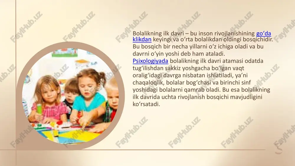 a-onalari yoki vasiylari tomonidan koʻrsatilgan sevgi, mehr, dalda va ruhiy ragʻbatlantirish bolaning rivojlanishga yordam beradi. hayotning bu davrida miya tez oʻsib boradi va maʼlumotni qabul qilish osonroq boʻladi. dastlabki yillarda bolaning miyasi kengayadi. bolaning erta rivojlanishida kattalar ham, bolalar (boshqa bolalar bilan muloqot qilish) ham muhim rol oʻynaydi. tengdoshlar bilan yaqin munosabatlar kuchli ijtimoiy aloqalarni rivojlantiradi, yaʼni keyinchalik bunday bolalar odamlar bilan muloqot qilishni yoki doʻstlik aloqalarini oʻrnatishni afzal ko'rishadi.howes(1983)tadqiqoti chaqaloqlar va maktabgacha yoshdagi bolalar uchun do'stlikning o'ziga xos xususiyatlaniborligini isbotlagan 7 8 9 4 bolalar nutqi rivojlqntirish davrlari: 1 yosh 3 oy bola 6 taga yaqin so‘zni biladi. oddiy talablarni tushuna oladi, tanish so‘zlarni rasmda ko‘rsata oladi. 1 yosh 6 oy badanining 1-2 qismini ayta oladi, 7-20 tagacha so‘zni biladi. 10 1 yosh 9 oy badanining 3-4 qismini aytadi. 20 ta so‘zni biladi. ikki so‘zdan iborat bo‘lgan iboralarni qo‘llaydi («choy ber», «ada keldi») 2 yosh bu yoshda bola badanining …