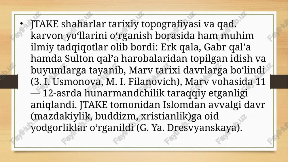 i, moddiy madaniyat tarixi instituti tomonidan tashkil etilgan bu ekspeditsiyaga a. yu. yakubovskiy rahbarlik qilgan. unda m. m. dyakonov, v. a. shishkin, t. mirgʻiyosov, v. yu. kesayev va b. qatnashgan. 1934-yil buxoro bilan samarqand oʻrtasidagi qad. karvon yoʻlida arxeologik qidiruv ishlari oʻtkazilgan va bu yoʻl yokasida joylashgan soʻnggi antik hamda ilk oʻrta asr yodgorliklari: qiziltepa, shohshahidon, shahrivayron, abumuslimtepa, boʻrixona, ganchxona, hazora, dingak va b. yodgorliklar tadqiq etilgan, shuningdek, kampir devor qoldiklari oʻrganilgan. 1939—40-yillar 3. a. e. poykand sh. harobalari topografiyasini oʻrgandi, ark va shahristonda dastlabki qidiruv ishlari olib bordi. varaxsha — qadimiy shahar harobasi. buxorodan 40 km shimoliy-gʻarbda, dashti urganji koʻlining qadimiy rajfandun vohasida joylashgan. varaxsha maydoni 9 ga va balandligi 10—20 metrli ulkan tepa shaklida saqlangan. varaxsha va uning atrofida v. a. shishkin (1937-39, 1947-54) keng koʻlamda arxeologik tadqiqotlar olib borgan; a. muhammadjonov (1975—77), o. v. obelchenko (1977—79), g. v. shishkina (1987—90) ham varaxshaning ayrim qismlarida qazishmalar olib borishgan. …