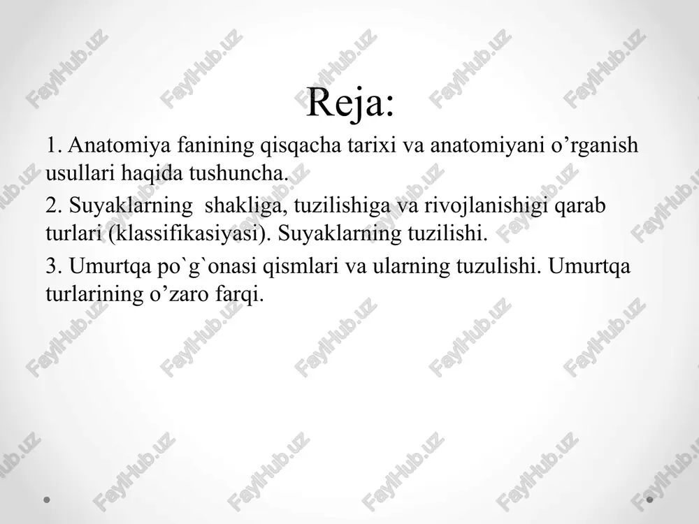 attiq va pishiq qilsa, organik moddalar suyaklarning elastiklik qobiliyatini hosil qiladi. suyaklarning o’rta qismi tanasi-diafizi (diaphysis) tsilindr yoki uchburchak shaklida. naysimon suyaklarning tanasida suyak iligi kanali bor. ularning kengaygan uchi-epifiz (epiphysis) deb ataladi. unda qo’shni suyak bilan birlashuvchi bo’g’im yuzasi (facies articularis) bo’lib, u bo’g’im tog’ayi bilan qoplangan. diafizni epifizga o’tish joyi metafiz (metaphisis) deyiladi. naysimon suyaklarning diafizlarida suyak iligi bo’shlig'i (cavum medullare) bor. suyakni tashqi yuzasi suyak usti pardasi (periost) bilan qoplangan. periost yupqa pishiq biriktiruvchi to’qimadan iborat qatlam. suyak tashqi tarafida zich (qattiq) modda— substantia compacta va ichida g'ovak modda (ko‘mik ) — substantia spongiosa hosilalar ko'rinadi. zich moddalar diafiz (suyak tanasida) sohalarda yaxshi taraqqiy etgan bo'lsa, g'ovak modda suyaklarining epifiz (suyak uchlarida) qismlarida yaxshi rivojlangan bo'ladi. suyakning g'ovak qismida ilik — medulla osseum bo'lib, o'z navbatida ikki xil ilik tafovut etiladi. qizil ilik medulla osseum rubra, sariq ilik — medulla osseum flava yog' hujayralaridan hosil bo'ladi. tuzilishi …