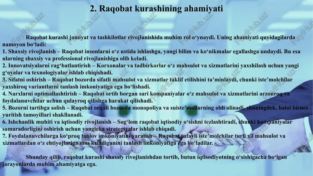 hlil qilib, strategiyalarni yangilash kerak. 3. samarali raqobatni shakllantirish yo‘llari 4. raqobat kurashining shakllari 4.1. mukammal (erkin) raqobat. mukammal raqobat – bu bozordagi barcha ishtirokchilar (sotuvchilar va xaridorlar) teng huquqli bo‘lgan, hech kim narxlarga ta’sir o‘tkaza olmaydigan hamda to‘liq erkinlikka ega bo‘lgan bozor holati. bunday bozor sharoitida mahsulot sifati, narxi va taklif etilgan xizmatlar asosida raqobat yuzaga keladi. mukammal raqobatning asosiy xususiyatlari: 1. ko‘plab sotuvchilar va xaridorlar – hech bir firma yoki xaridor bozor narxiga mustaqil ta’sir qila olmaydi. 2. mahsulotning bir xil (gomogen) bo‘lishi – iste’molchilar uchun barcha mahsulotlar aynan bir xil sifatga ega. 3. bozorga kirish va chiqish erkinligi – yangi firmalar bozorga bemalol kirishi va chiqishi mumkin. 4. to‘liq axborot mavjudligi – xaridorlar va sotuvchilar bozordagi narxlar va sharoitlar haqida to‘liq ma’lumotga ega bo‘ladilar. 5. resurslarning harakatchanligi – ishlab chiqarish omillari (mehnat, kapital) erkin harakatlanadi. mukammal raqobatning afzalliklari: iste’molchilar arzon va sifatli mahsulotlarni sotib olish imkoniyatiga ega …