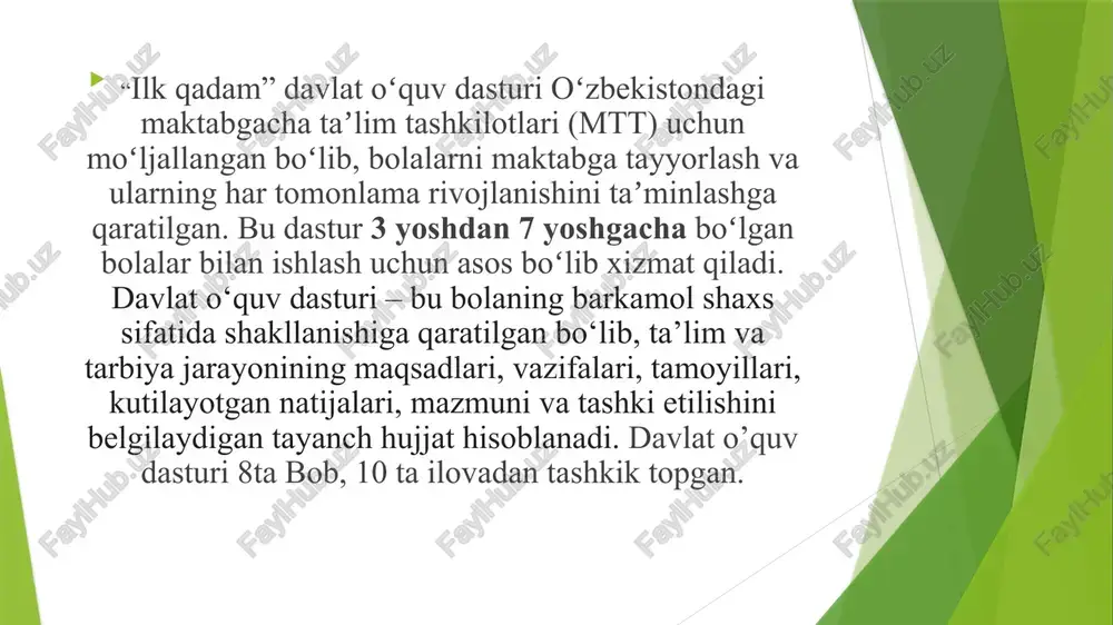 n munosabat o'rnatish, his-tuyg'ularni boshqarish. nutq, o'qish va savodxonlikka tayyorlash: nutq madaniyatini shakllantirish, harflar va tovushlarni o'rganish, kitobga qiziqish uyg'otish. bilish faoliyatini rivojlantirish: atrof-olamni o'rganish, mantiqiy fikrlash, matematika va tabiat haqida tushunchalar. ijodiy rivojlanish: rasm chizish, loy ishlari, musiqa va teatr orqali ijodkorlikni rivojlantirish. 4-bob ta’lim va tarbiya jarayoni ta’lim va tarbiya jarayoni o‘yin o‘ynash imkoniyatini ta'minlashi kerak, rivojlantiruvchi muhit esa o‘yin o‘ynash imkoniyatiga hissa qo‘shishi kerak. o‘yin uchun sharoit yaratish, ya'ni bolalarni yetarli vaqt, joy, qo‘llab-quvvatlovchi resurslar va o‘yinchoqlar bilan ta'minlash juda muhimdir. maktabgacha yoshdagi bolalar bilan ishlaydigan pedagoglar bolalar o‘yiniga yordam berishlari muhimdir. bolalar o‘yinini tashkil etishda pedagogning o‘rni quyidagilar bilan ifodalanadi: ● bolalar o‘yinlari uchun sharoit yaratish (vaqt, joy, resurslar). pedagog o‘yin maydonchasini tayyorlaydi, bolaning yoshi, qiziqishlari, qobiliyati va madaniyatiga mos keladigan rag‘batlantiruvchi o‘yin resurslari bilan ta'minlaydi. pedagog xavfsizlik talablariga rioya qilgan holda xona ichida va tashqarisida ham o‘yin uchun imkoniyatlar yaratadi; ● bolalar o‘yinini rivojlantirish. pedagog …