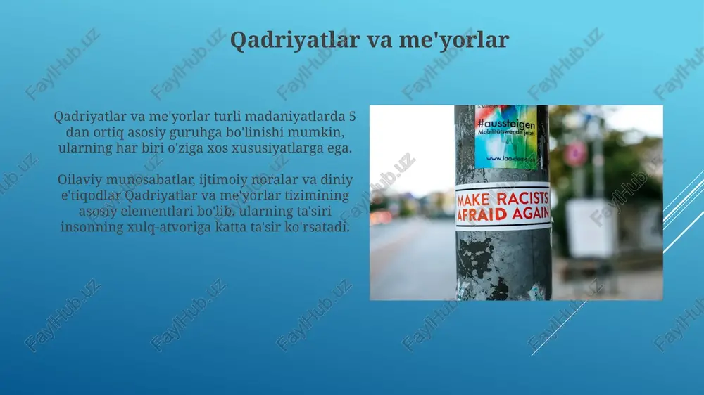 "san'at va madaniyat"da milliy liboslarning 5 dan ortiq turi mavjud bo'lib, ularning har biri o'zining tarixiy ahamiyati va ramziy ma'nolarini o'z ichida mujassamlashtiradi. ovqat va taomlar o'zbek oshxonasida 200 dan ortiq turdagi non mahsulotlari, jumladan, patir, obnon va kulcha kabi an'anaviy turlar mavjud bo'lib, ularning har biri o'ziga xos xususiyatlarga ega. o'zbekistonning turli hududlarida taomlarning tayyorlanishi va tarkibiy qismlari sezilarli darajada farq qiladi, masalan, farg'ona vodiysidagi palov samarqand palovidan ta'm va ko'rinish jihatidan farq qiladi. madaniy farqlarning mohiyati madaniyatlararo aloqalarni muvaffaqiyatli amalga oshirish uchun, kamida 3 ta asosiy madaniy o'lchovlarni (individualizm vs. kollektivizm, yuqori vs. past hokimiyat masofasi, yuqori vs. past noaniqlikdan qochish) hisobga olish zarur. madaniy farqlar insonlarning qarashlari, qadriyatlari va xulq-atvor me'yorlarida sezilarli darajada farqlanishi bo'lib, taxminan 7 milliarddan ortiq odamning turmush tarzini 195 dan ortiq davlatda aks ettiradi. gender rollari ba'zi madaniyatlarda ayollarga 70% dan ortiq uy ishlari yuklatilishi, erkaklar esa asosan 30% ni o'z zimmasiga olishi …
