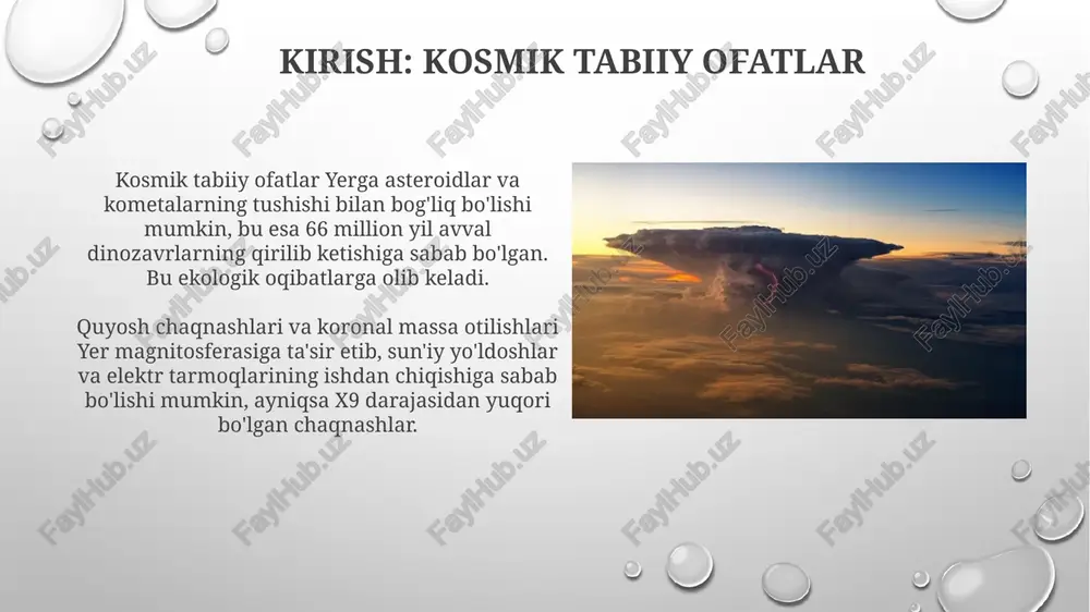 , bu sayyora atmosferasini yo'q qiladi. sayyoralar to'qnashuvi natijasida ekzosayyora yo'q qilinishi mumkin. bu xodisalar sayyoralar tizimining dinamik beqarorligi natijasida yuzaga keladi, masalan, kepler-10b ning yo'qolishi. yerga ta'siri: o'tmish va kelajak yerga asteroid ta'siri, xususan, 66 million yil oldin dinozavrlarning yo'q bo'lib ketishiga olib kelgan chicxulub hodisasi kabi o'tmishda katta o'zgarishlarga sabab bo'lgan. kelajakda yerga asteroid ta'siri xavfi mavjud. nasa va boshqa tashkilotlar 1 kilometrdan katta bo'lgan potensial xavfli asteroidlarning 90% dan ortig'ini kuzatib bormoqda. xulosa: kosmik ofatlarga tayyorgarlik yer yaqinidagi 10,000 dan ortiq asteroidlar monitoringi va ularning 100 yillik orbitalari hisoblanadi, mudofaa strategiyalari sinovdan o'tkazilmoqda. quyoshning 11 yillik siklidagi kuchli alangalanishlar va koronar massalarning chiqishi sun'iy yo'ldoshlarga 2 milliard dollarlik zarar yetkazishi mumkin. e'tiboringiz uchun rahmat image2.png image5.jpg image6.jpg image7.jpg image8.jpg image9.jpg image10.jpg image11.jpg image12.jpg image13.jpg image14.jpg image15.jpg image16.jpg image3.png