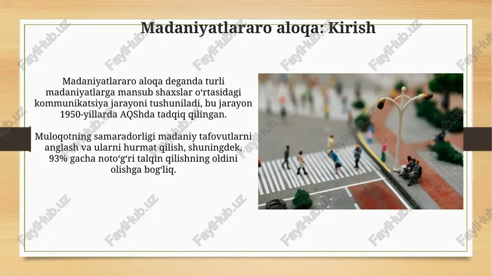 iya strategiyalari o'rgatiladi; verbal va noverbal signallarni tushunish, muvaffaqiyatli muloqot uchun 70% noverbal aloqani hisobga olish zarur. madaniyatlararo muloqotda muvaffaqiyat qozonish strategiyalari empatiya va faol tinglash 70/30 qoidasi orqali rivojlanadi: suhbatning 70 foizida tinglang, 30 foizida esa javob qaytaring, xabarlarni tushunishni yaxshilang. “madaniy kompas” dan foydalaning, bunda 5 asosiy madaniy o'lchovni hisobga oling: individualizm-kollektivizm, kuch masofasi, noaniqlikdan qochish, erkaklik-ayollik, vaqtga yo'naltirilganlik. xulosa va kelajakdagi istiqbollar 2024-yilga kelib, shtatlararo madaniy almashinuv dasturlari 35%ga oshishi kutilmoqda, bu esa o'zaro tushunishni mustahkamlaydi va stereotiplarni kamaytiradi. kelajakda, texnologiya shtatlararo aloqalarni rivojlantiradi, masalan, virtual reallik sayohatlari 2027-yilga kelib madaniy tajribalarni 40%ga kengaytirishi mumkin. e'tiboringiz uchun rahmat image8.jpg image9.jpg image10.jpg image11.jpg image12.jpg image13.jpg image14.jpg image15.jpg image16.jpg image17.jpg image18.jpg image19.jpg image3.png image4.png
