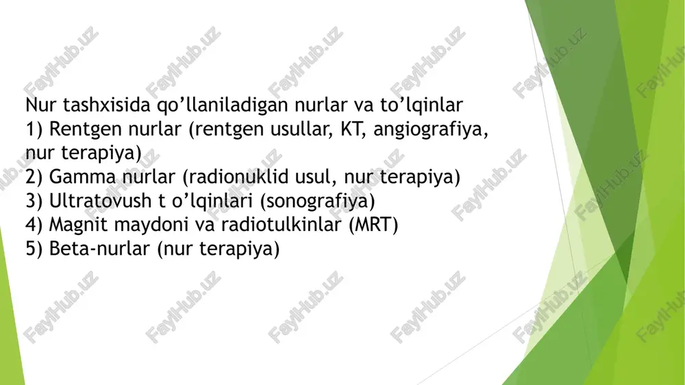 skopiya (fluoroskopiya) ta'rif: rentgenoskopiya — bu jonli tasvir olish texnologiyasi bo'lib, rentgen nurlari yordamida ichki organlarning holatini real vaqtda ko'rish imkonini beradi. bu usul asosan o'zgarishlarni dinamik tarzda kuzatish uchun ishlatiladi. ko'rsatmalar: oziq-ovqat va suyuqliklarning ovqat trakti orqali harakati (masalan, bariumli o'zgarishlar). ichki organlarning faoliyatini kuzatish (masalan, yurak va o'pka). yallig'lanish yoki bo'shliqdagi muammolarni aniqlash. qarshi ko'rsatmalar: homiladorlik. yoshi kichik bemorlar (yoshga qarab radiatsiya xavfi). agar bemor harakat qilishda qiyinchiliklarga duch keladigan bo'lsa (masalan, kuchli og'riqlar bilan). afzalliklari: ichki organlar va tizimlarning jonli ko'rinishi. dinamik tekshiruv va kuzatish imkoniyati. kamchiliklari: yuqori radiatsiya xavfi (ichki ko'rinishlar uchun ko'proq nurlanish ishlatiladi). ba'zi kasalliklarni aniq ko'rsatmasligi. 4. fistulografiya ta'rif: fistulografiya — bu radiologik usul bo'lib, fistulalar (to'qimalar orasidagi yo'llar yoki teshiklar)ni tasvirga olish uchun ishlatiladi. fistulani barium yoki boshqa kontrast moddalari yordamida tasvirga olishadi. ko'rsatmalar: tashqi yoki ichki fistulalar. jigar, ichak yoki boshqa organlardagi fistulalarni aniqlash. qarshi ko'rsatmalar: kontrast moddalarga allergiya. homiladorlik (radiatsiya …