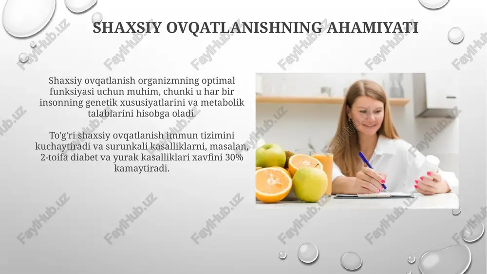i aniqlash usuli tobora ommalashib bormoqda, bu dietani optimallashtiradi. oziqlanish sohasidagi muammolar oziqlanish sohasida chalkash axborotlar keng tarqalgan. bu aholining 45% dan ortig'ining noto'g'ri dietalar qabul qilishiga sabab bo'ladi va sog'liqni saqlash xarajatlarini oshiradi. global oziq-ovqat zanjirida 30% gacha bo'lgan oziq-ovqat mahsulotlari isrof bo'ladi, bu esa resurslarni behuda sarflash va 12% atrofida global issiqxona gazlari emissiyasini keltirib chiqaradi. texnologiyalarning roli texnologiyalar, masalan, mobil ilovalar, ovqatlanishni kuzatish va tahlil qilish uchun imkoniyat yaratadi, bu esa shaxsiy ehtiyojlarni aniqlashga yordam beradi. 24/7 kuzatuv natijalari hisobga olinadi. genomik tahlil va sun'iy intellektga asoslangan dasturlar genetik moyilliklarni aniqlash orqali shaxsiy ovqatlanish rejasini tuzishda foydalaniladi, 30% gacha aniqlik oshadi. amaliy misollar va tajribalar misol: 3 oylik shaxsiy oziqlanish dasturi, har haftada vaznni 0.5-1 kg kamaytirishga qaratilgan, kunlik kaloriya iste'molini 1500-1800 kkal darajasida ushlab turishni talab qiladi. tajriba: 10 nafar ishtirokchi bilan o'tkazilgan tadqiqotda, proteinni 25% ga oshirish mushak massasini 1.5 kg ga ko'paytirdi va metabolizmni …
